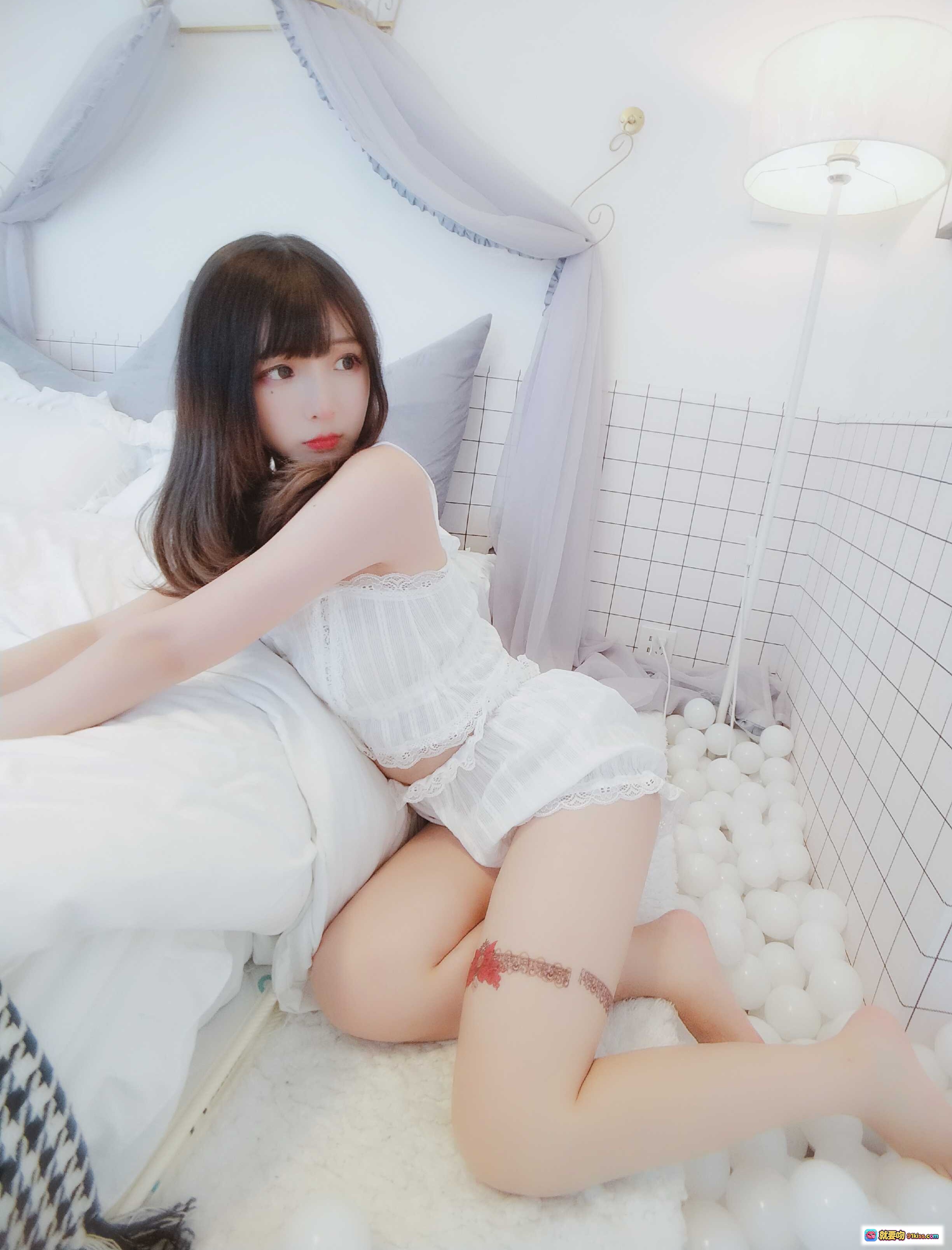 图片[10] - 古川NO.022少女睡衣写真｜白色蕾丝吊带透视款｜甜美居家风｜16P高清图集 - 就要吻