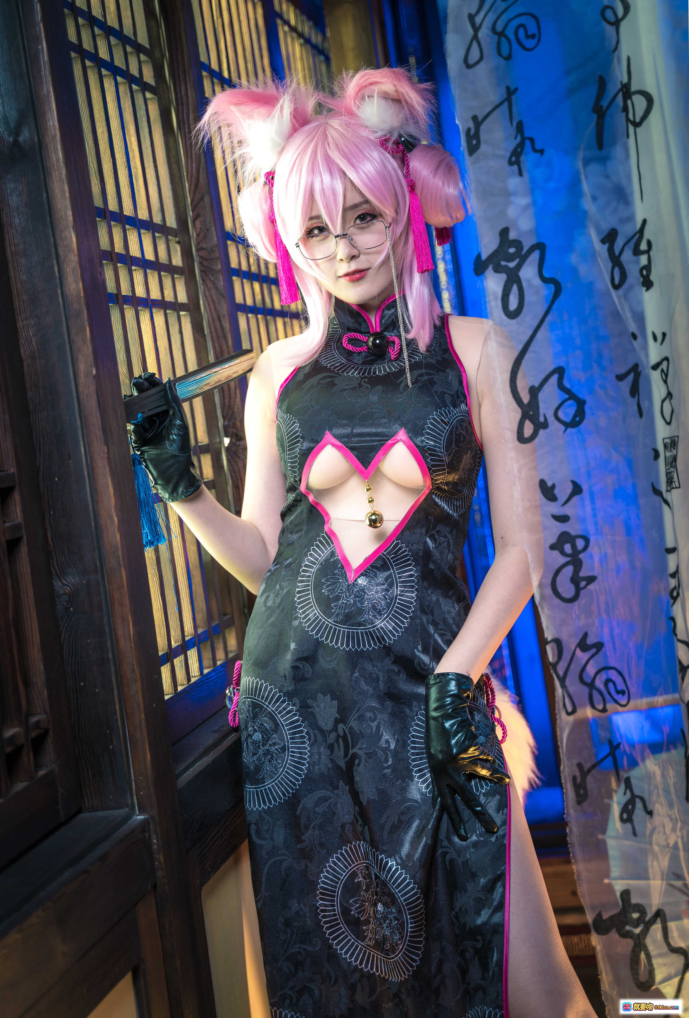 图片[4] - 秋楚楚小玉Cosplay写真｜粉色兔耳旗袍造型｜日式和风场景｜44P高清图集 - 就要吻