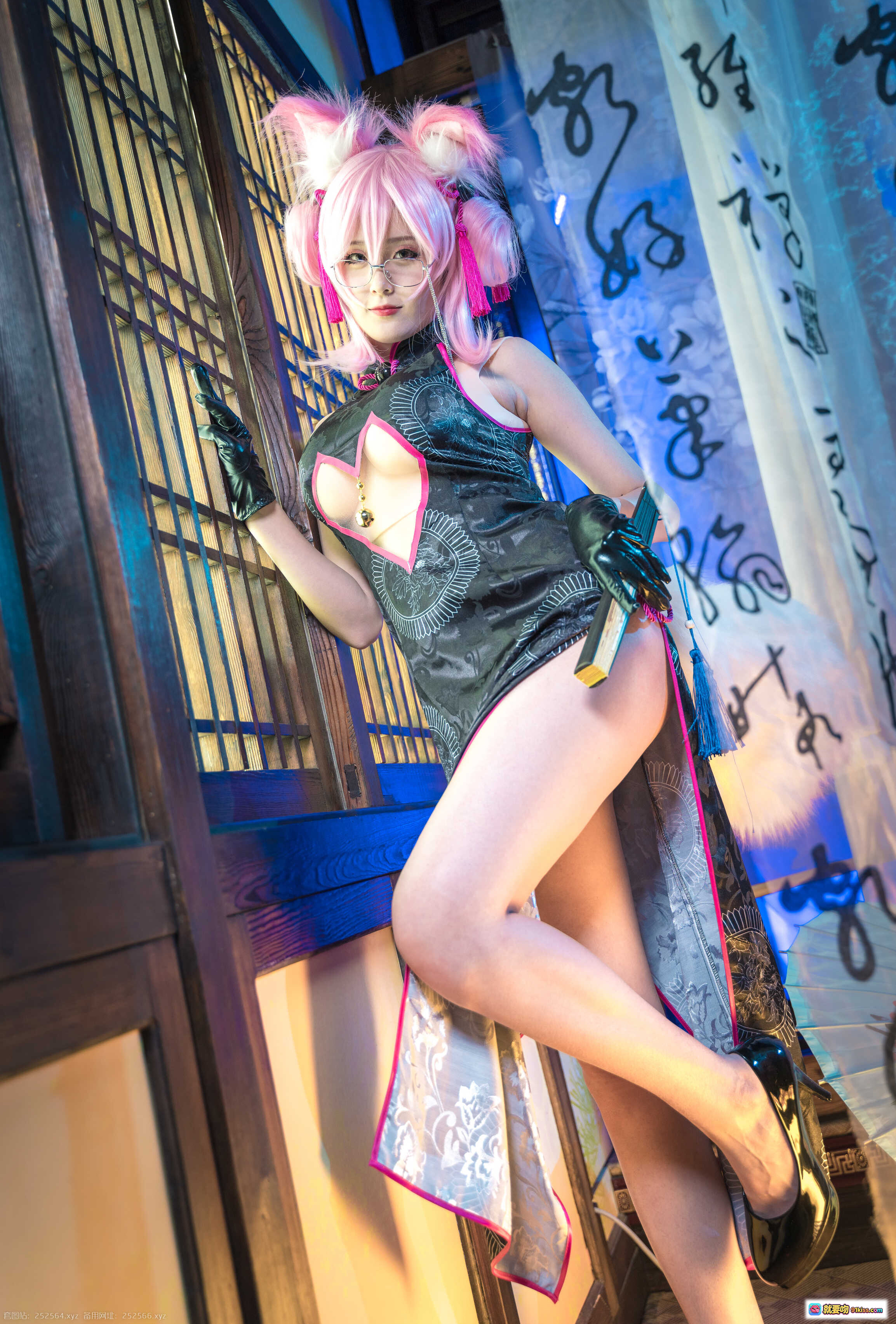 图片[7] - 秋楚楚小玉Cosplay写真｜粉色兔耳旗袍造型｜日式和风场景｜44P高清图集 - 就要吻