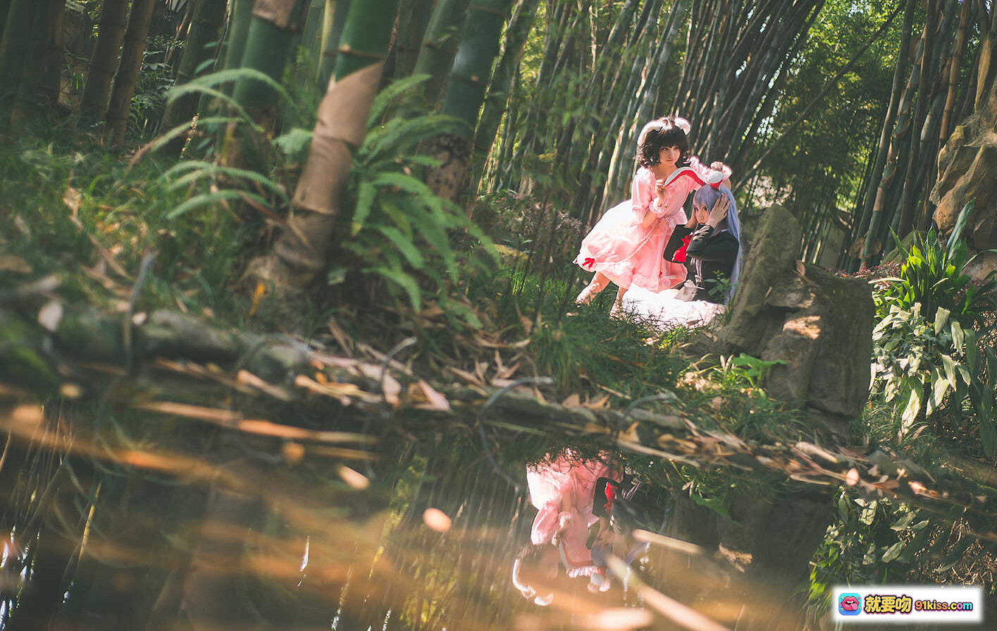 图片[4] - 黑川NO.010东方2 Cosplay写真｜白发蓝蝴蝶结少女竹林唯美外景｜29P高清图集 - 就要吻