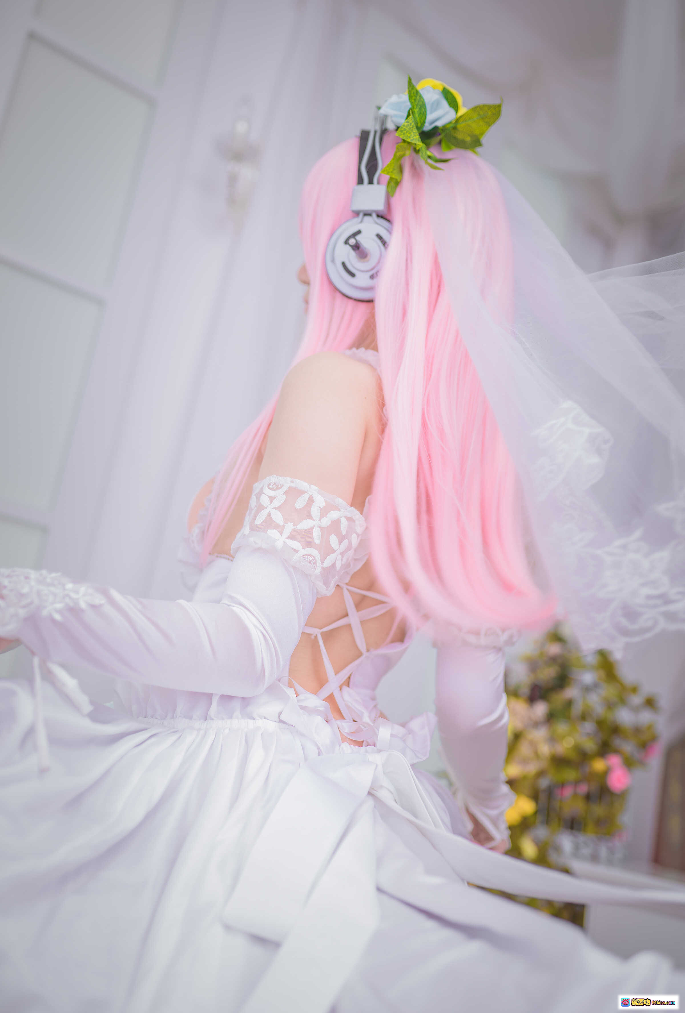 图片[5] - Yoko宅夏NO.020索尼子本婚纱写真｜粉色长发+蕾丝白纱+甜美蝴蝶结+性感深V+精致花边袖+18P高清图集 - 就要吻