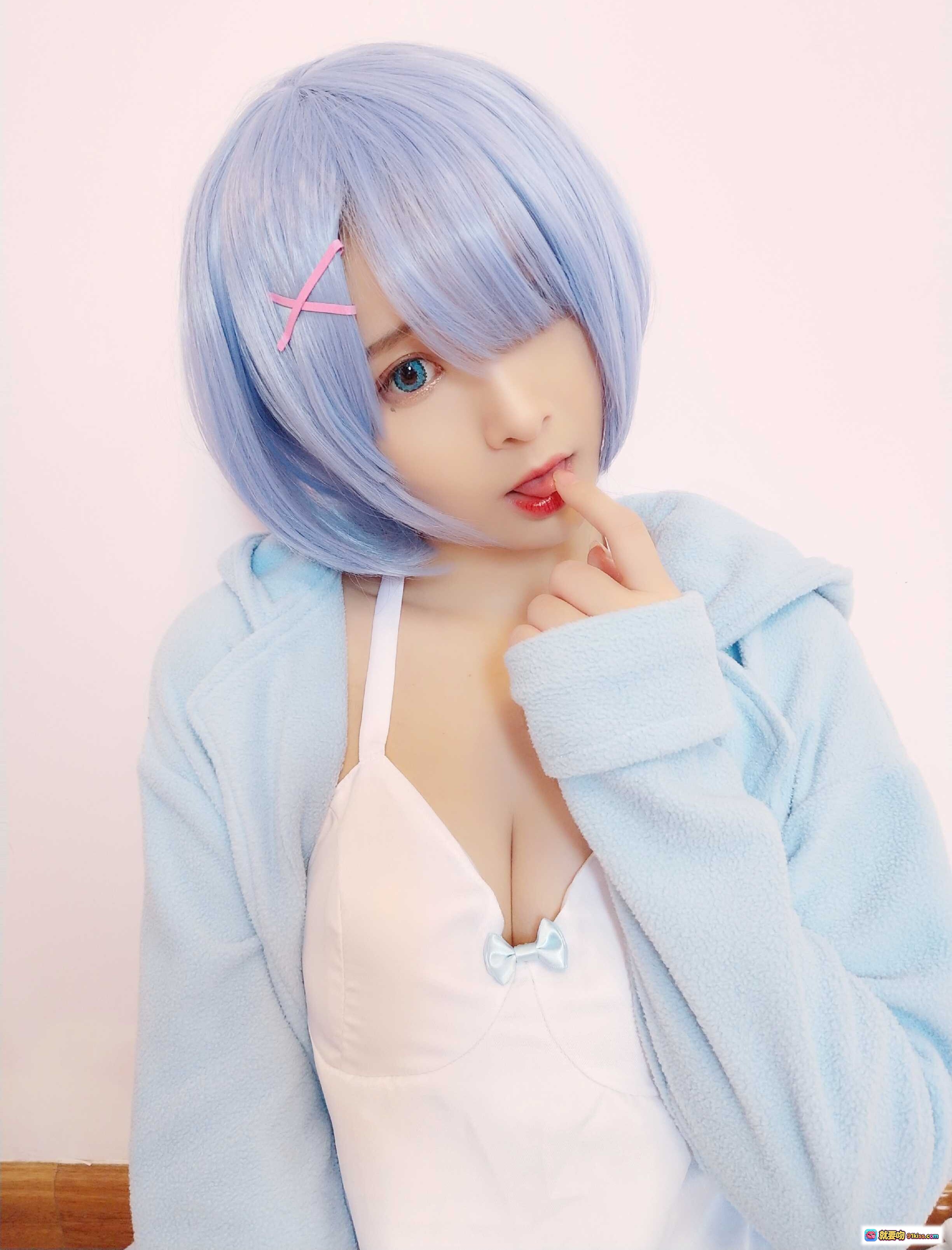 图片[6] - 古川NO.015蕾姆睡衣cosplay蓝发粉夹白色吊带浅蓝外套甜美可爱二次元角色扮演写真集 - 就要吻