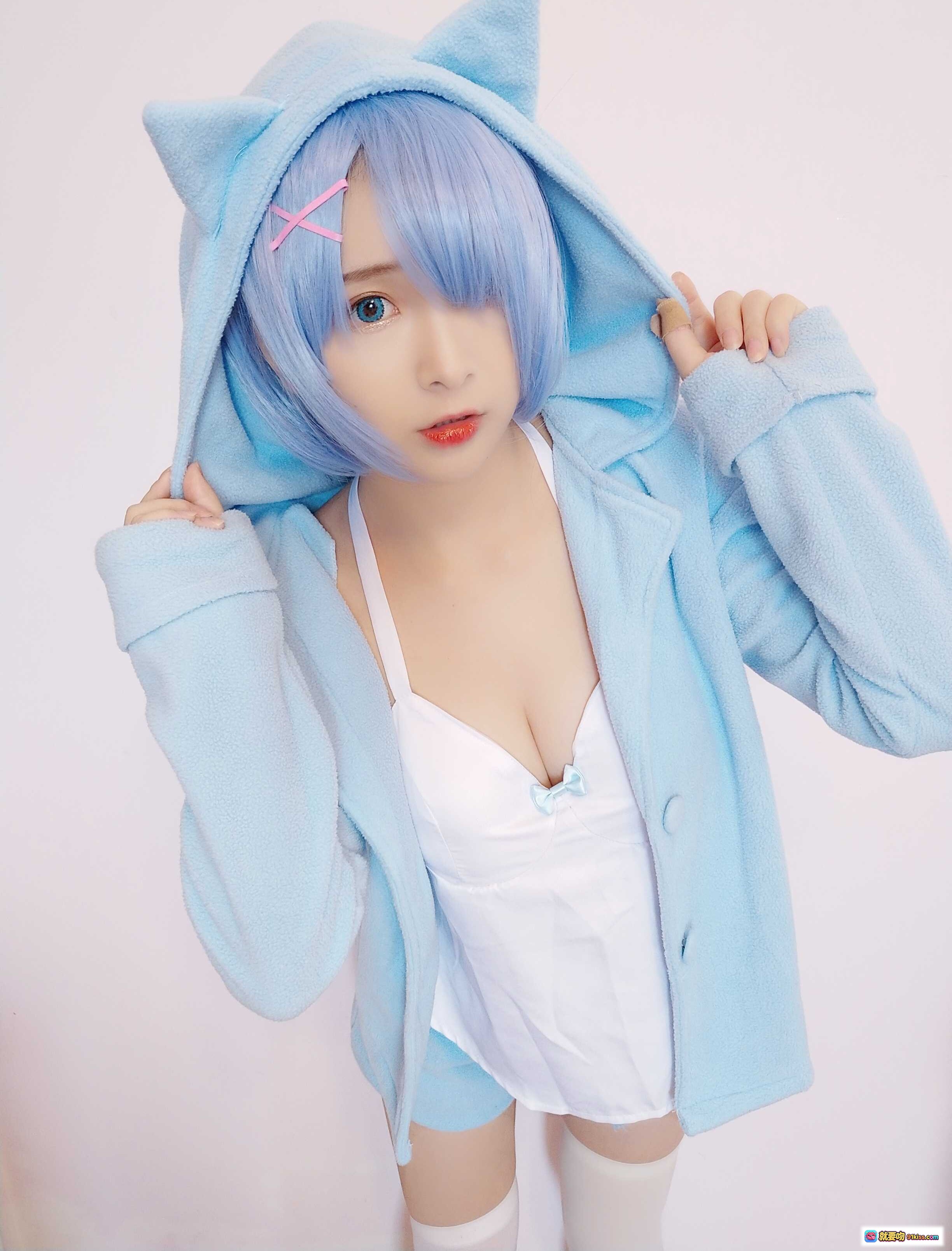 图片[4] - 古川NO.015蕾姆睡衣cosplay蓝发粉夹白色吊带浅蓝外套甜美可爱二次元角色扮演写真集 - 就要吻