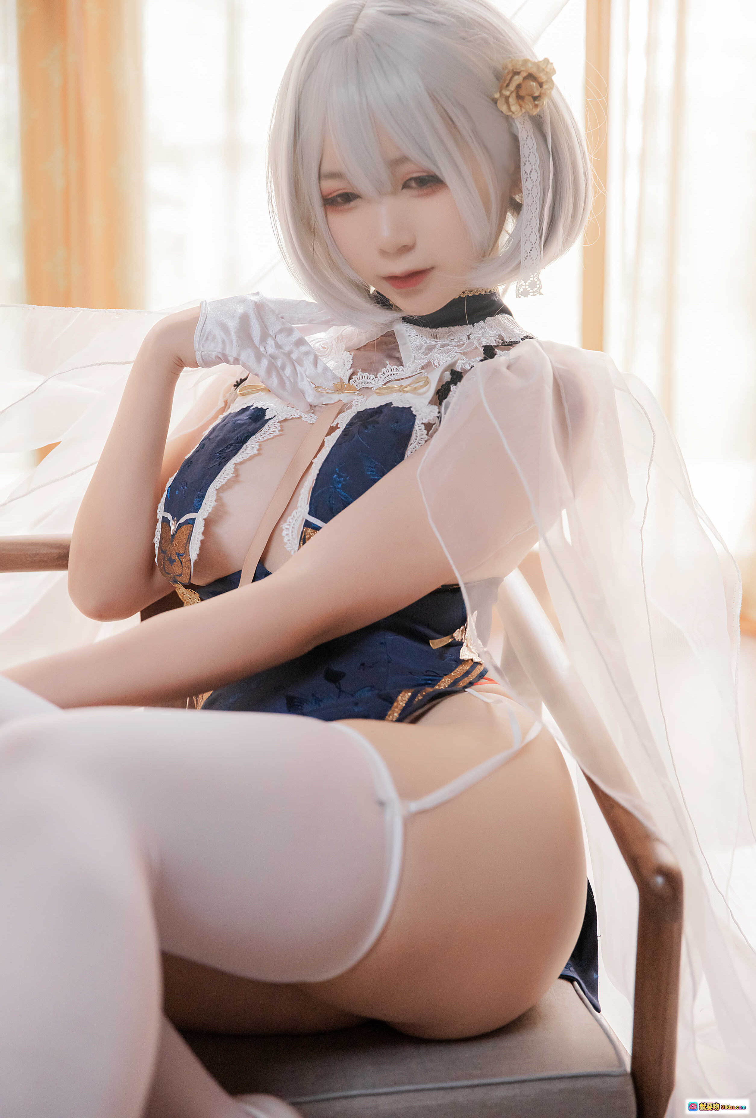 图片[7] - 樱落酱NO.014旗袍天狼星写真集｜蕾丝透视高开叉性感Cosplay｜白发少女优雅姿态20P高清图包 - 就要吻