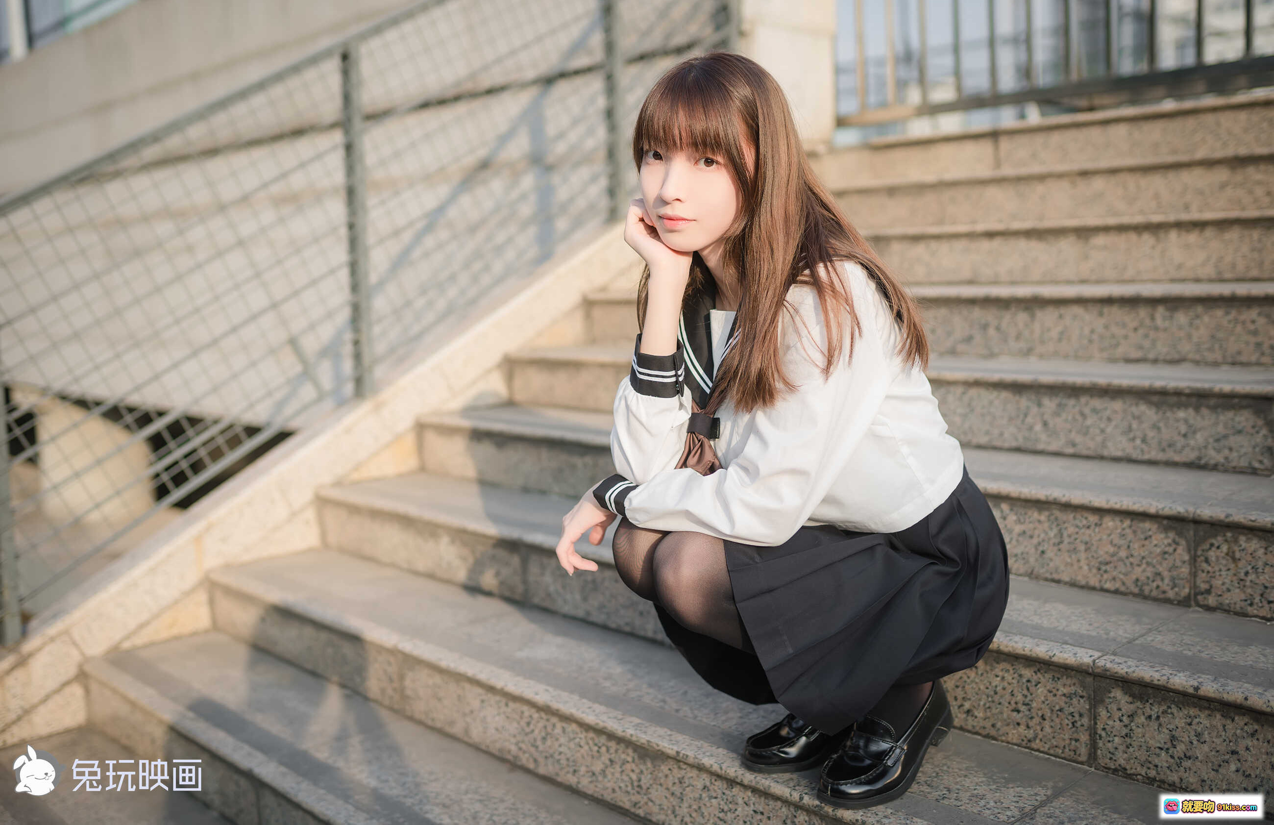 图片[5] - 祖木子NO.022黄昏JK写真｜白色水手服黑裙黑丝少女感日系校园风高清图集 - 就要吻