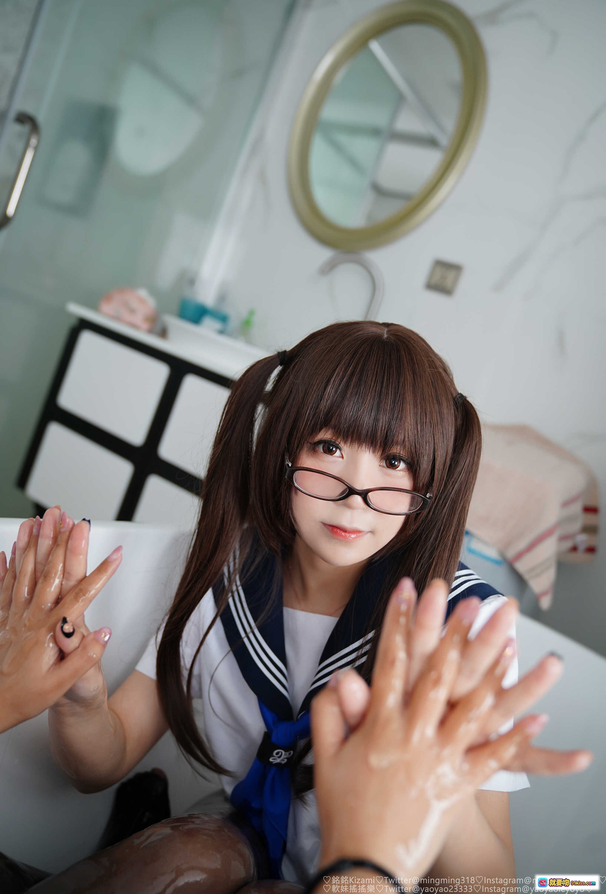图片[4] - 銘銘Kizami x 軟妹搖搖樂 黑絲JK制服寫真 75P高質感校園風美少女私房攝影 - 就要吻