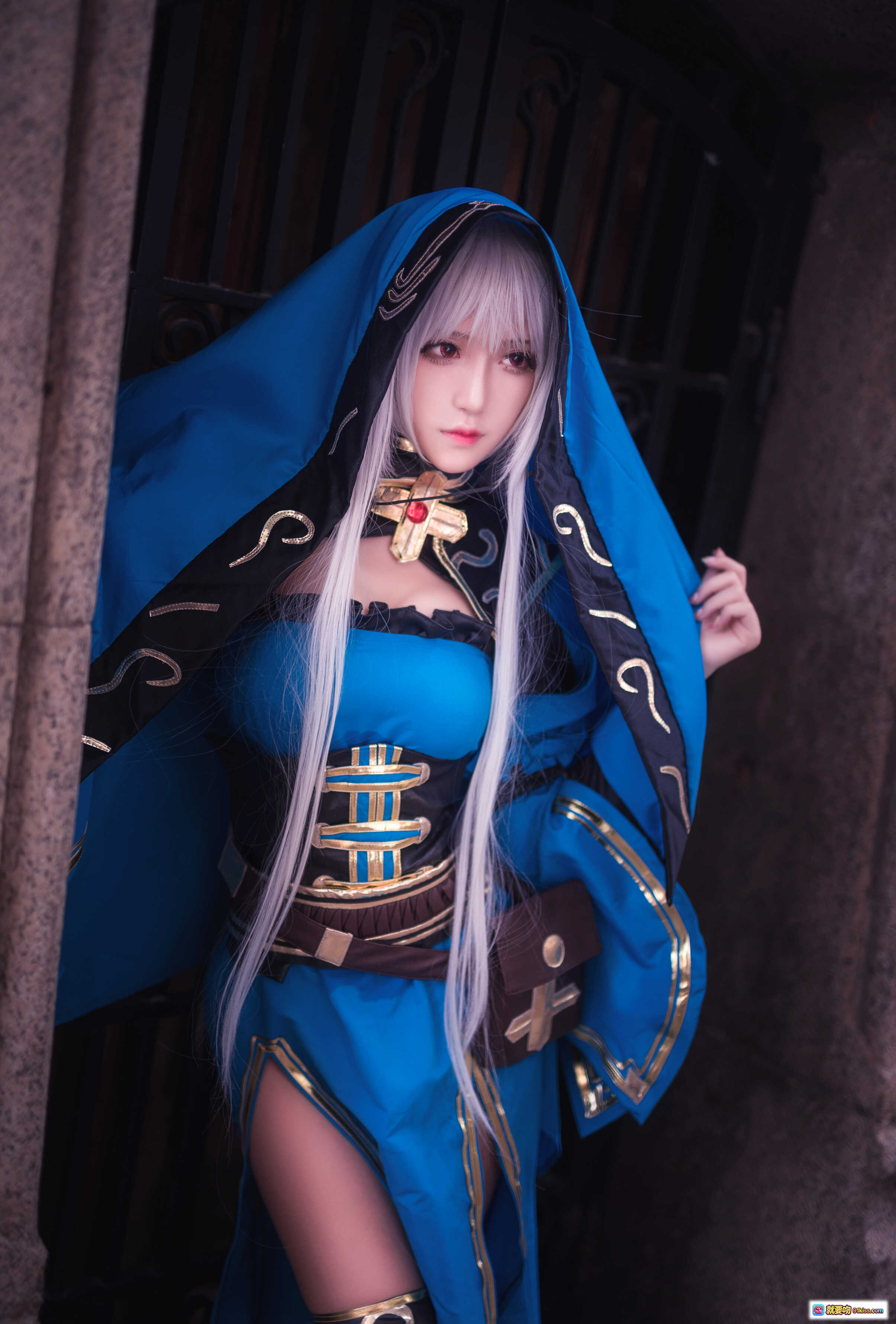 图片[6] - 腐团儿cos玛莎银发蓝黑礼服精致妆容唯美写真 - 就要吻