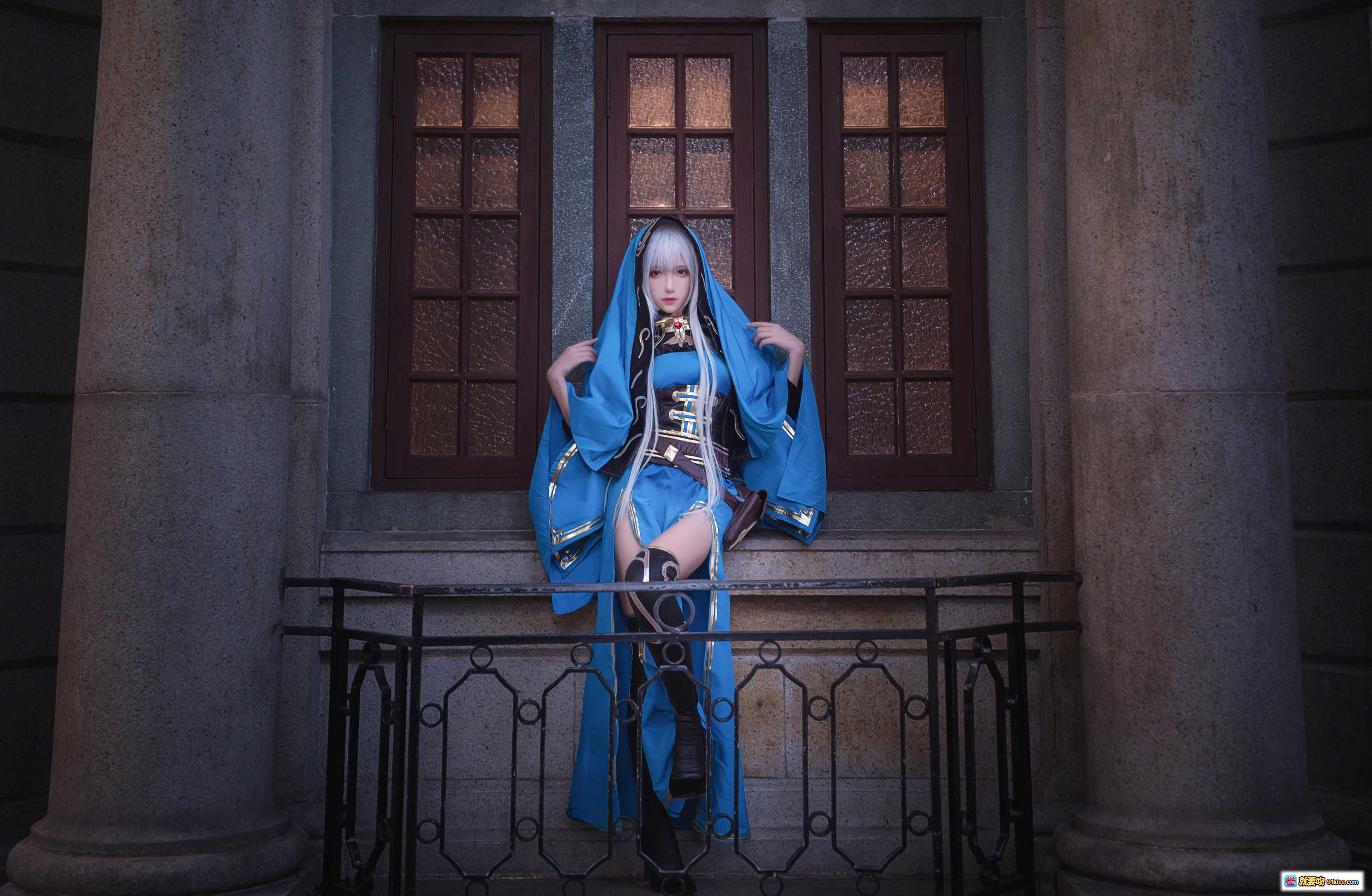 图片[9] - 腐团儿cos玛莎银发蓝黑礼服精致妆容唯美写真 - 就要吻