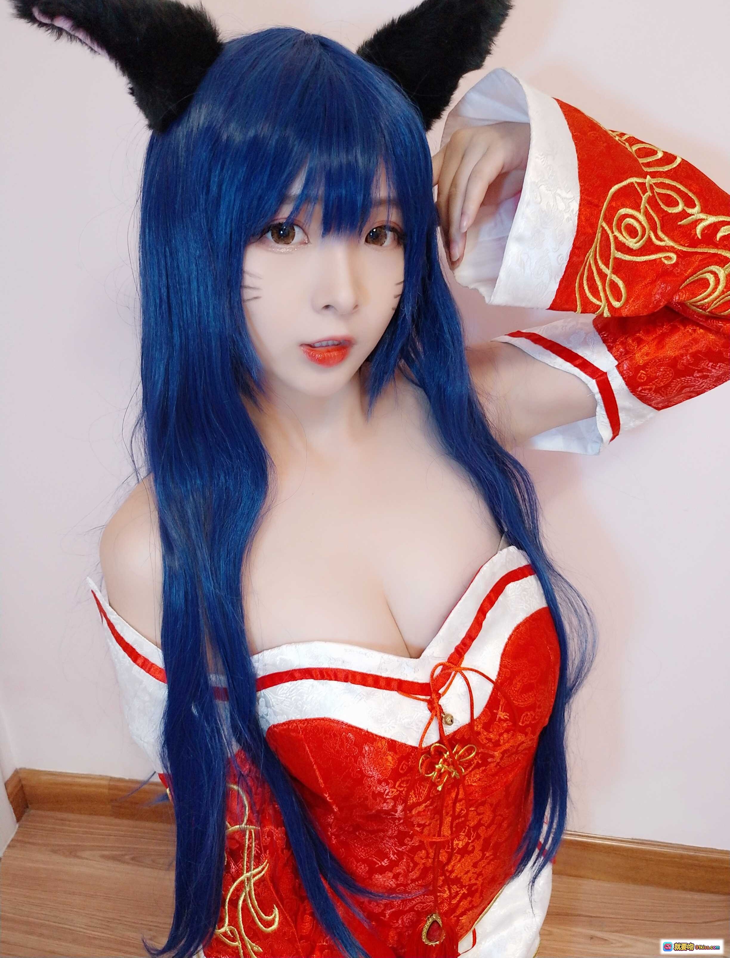 图片[6] - 古川NO.004阿狸cosplay蓝发猫耳红白华丽服饰精致妆容甜美可爱角色扮演写真 - 就要吻