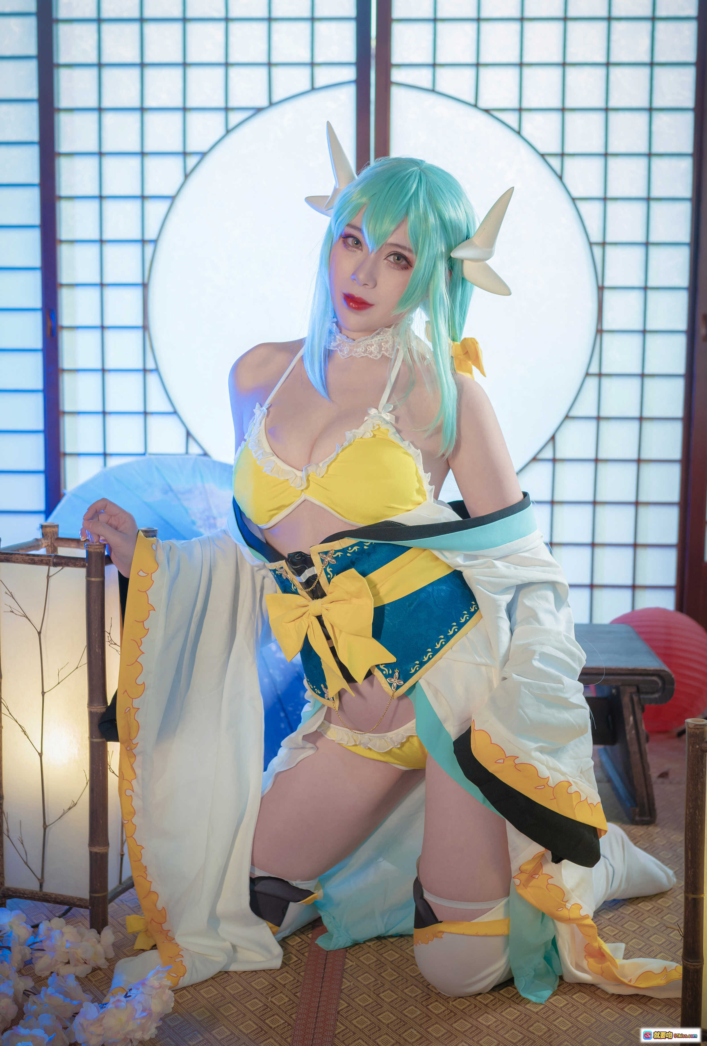 图片[10] - 羊大真人NO.005清姬泳装cosplay 美少女蓝发角饰黄白配色和风写真 18P高清图集 - 就要吻