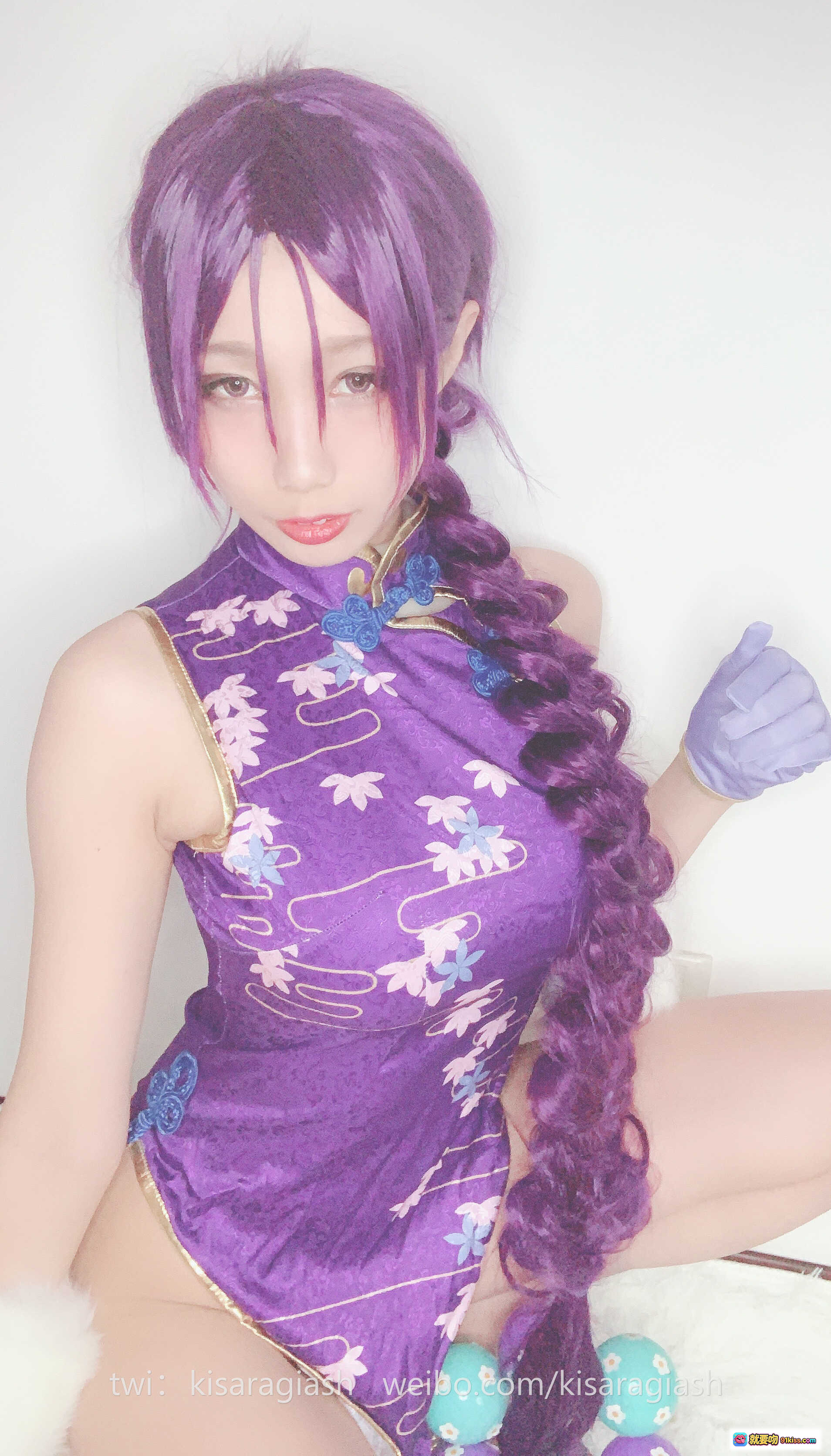 图片[1] - 如月灰NO.010源赖光A紫色旗袍cosplay写真｜长辫紫发精灵耳造型｜精致刺绣和风服饰｜唯美日系角色扮演图集 - 就要吻