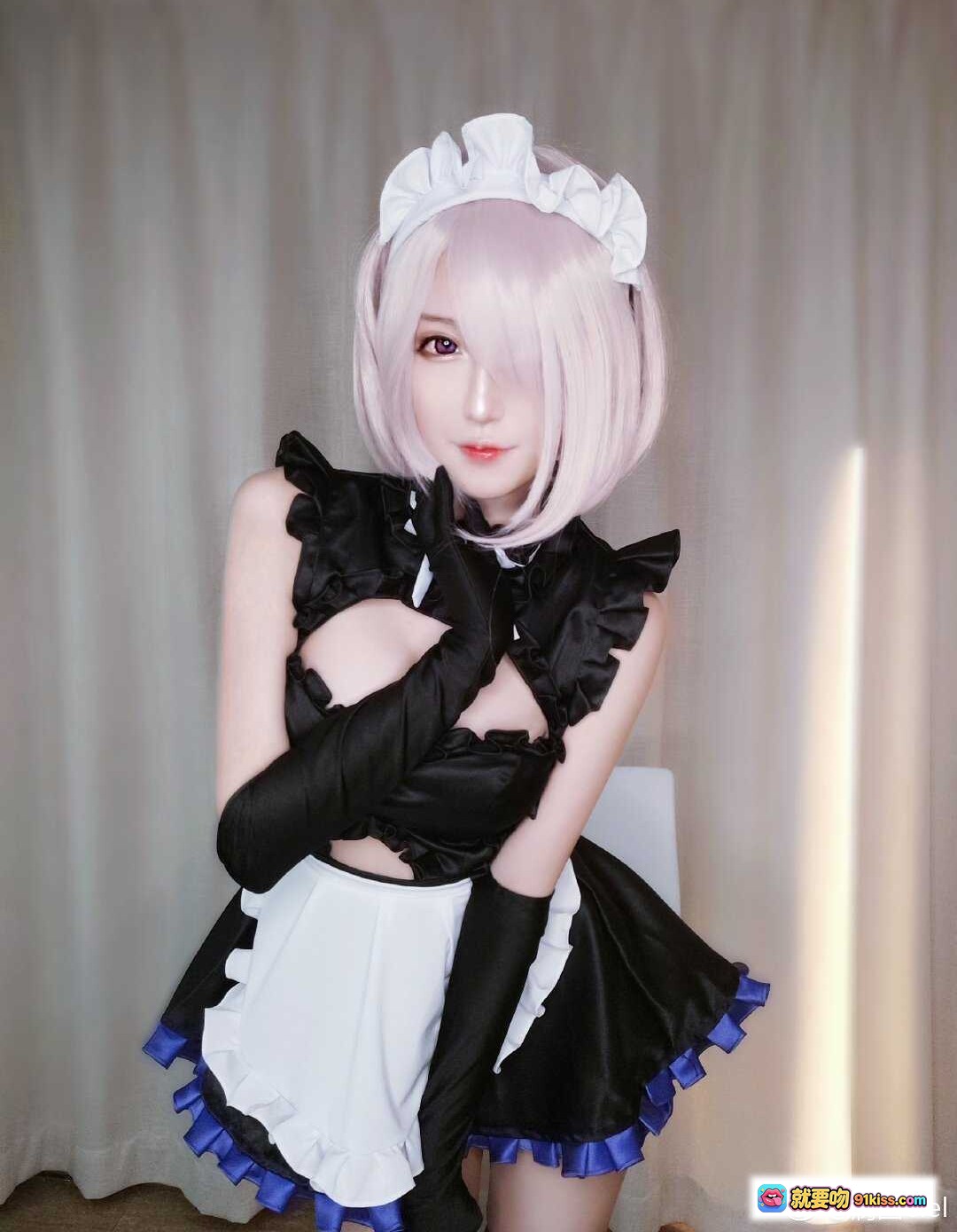 腐团儿Cos玛修女仆装｜Fate/Grand Order角色扮演｜粉色短发黑裙蓝边｜精致妆容白头饰 - 就要吻