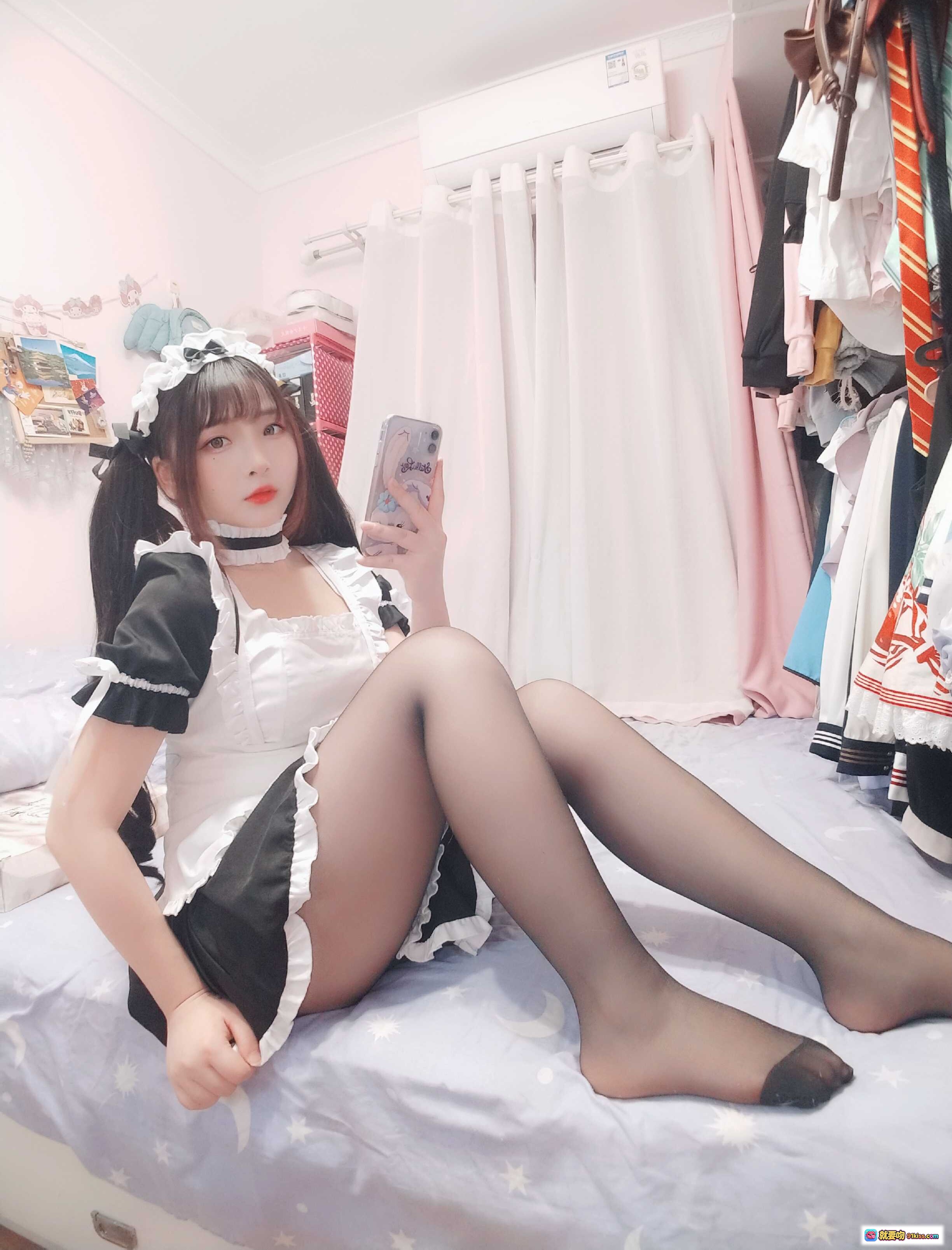 古川NO.038黑丝女仆写真49P - 甜美少女卧室自拍 粉色房间黑丝美腿女仆装私房照 - 就要吻