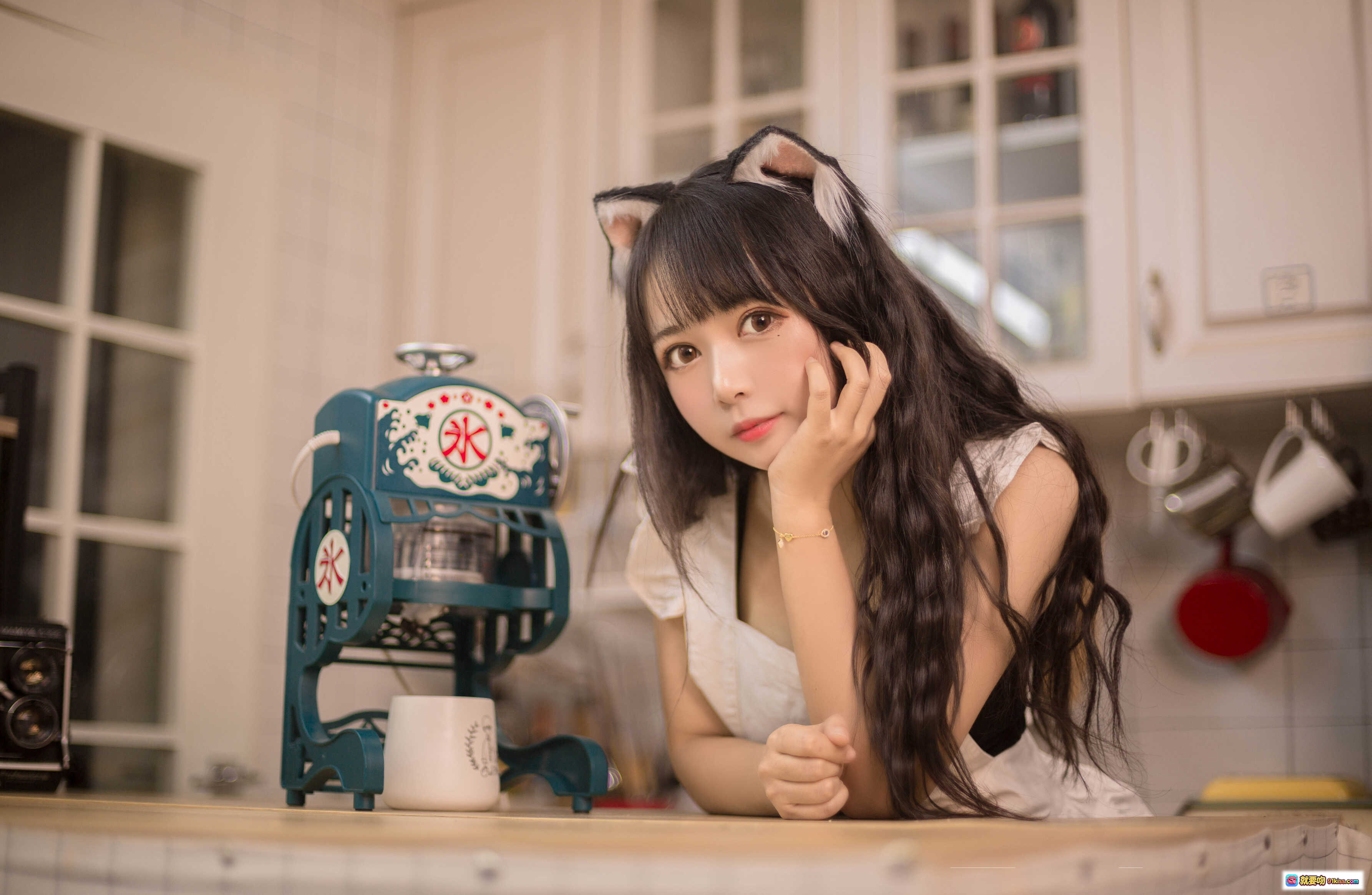 图片[8] - 黑猫猫OvO NO.006 厨房写真 猫耳少女 长发甜美 可爱萌系 11P高清图集 - 就要吻