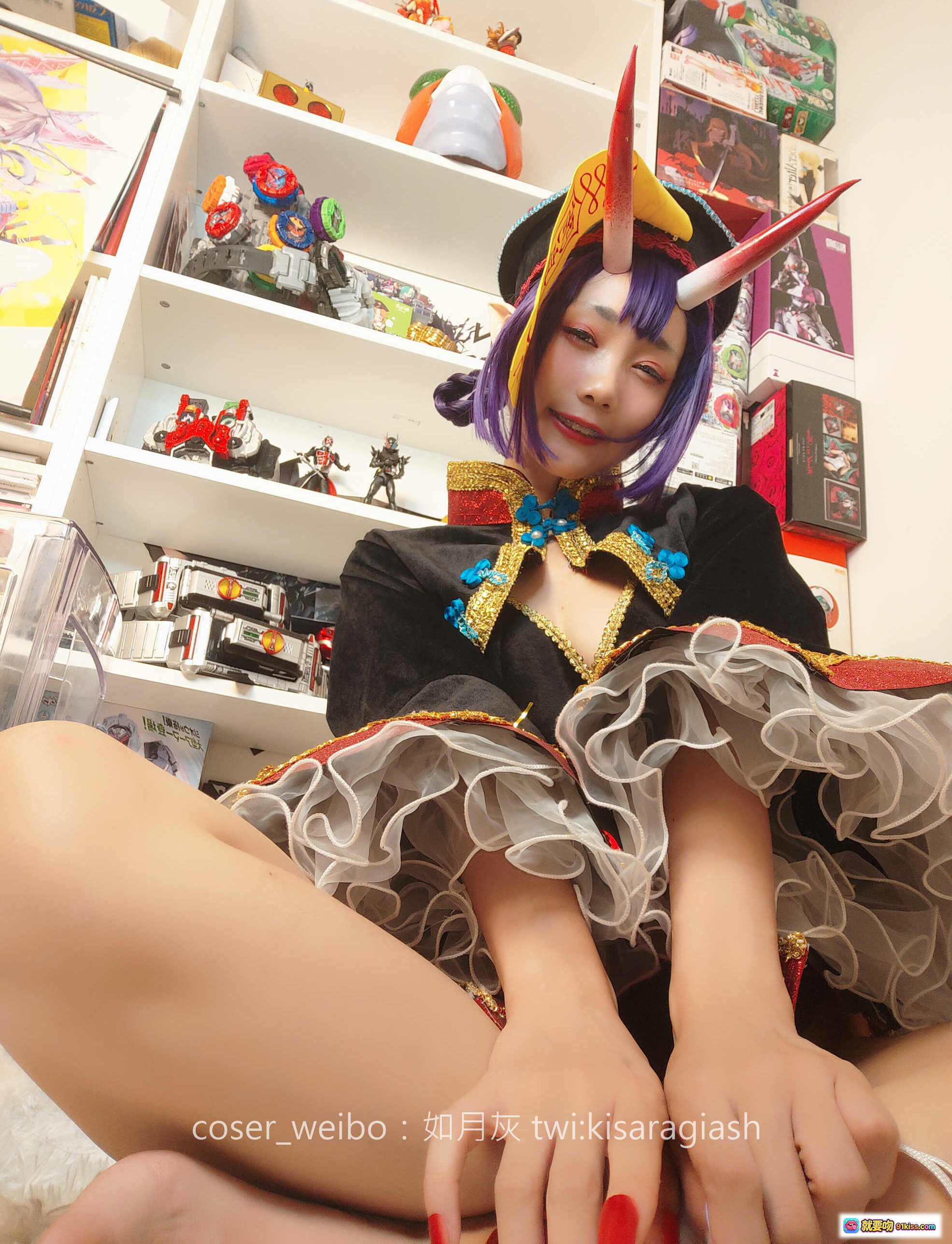 图片[2] - 如月灰cos酒吞僵尸造型紫发角饰红裙丝袜美腿写真集No.018动漫角色扮演高清图集 - 就要吻