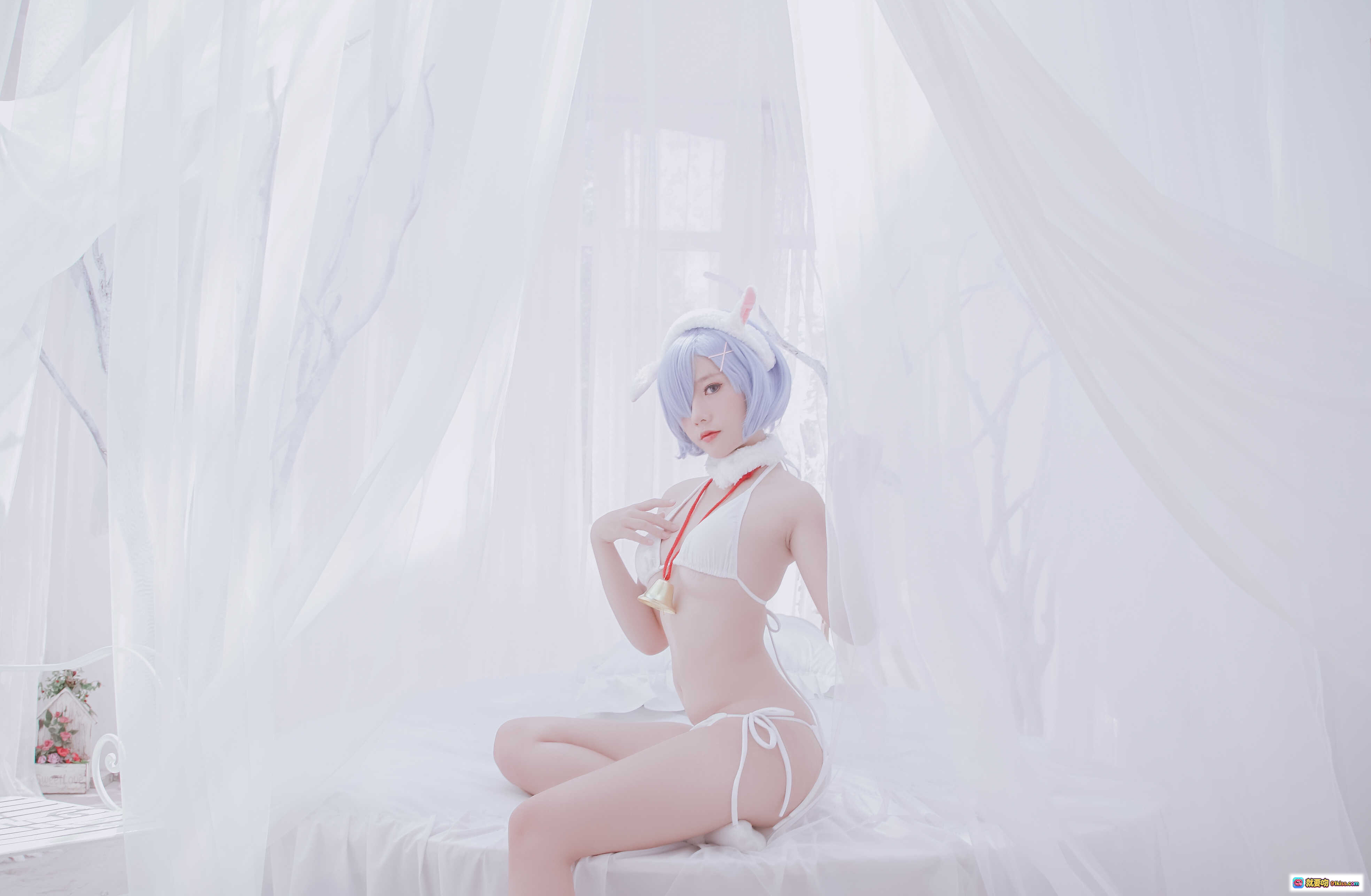 图片[7] - Messie Huang NO.06 Rem the Sheep Cosplay写真｜白裙蓝发少女｜纯欲风性感摆拍｜46P高清图集 - 就要吻