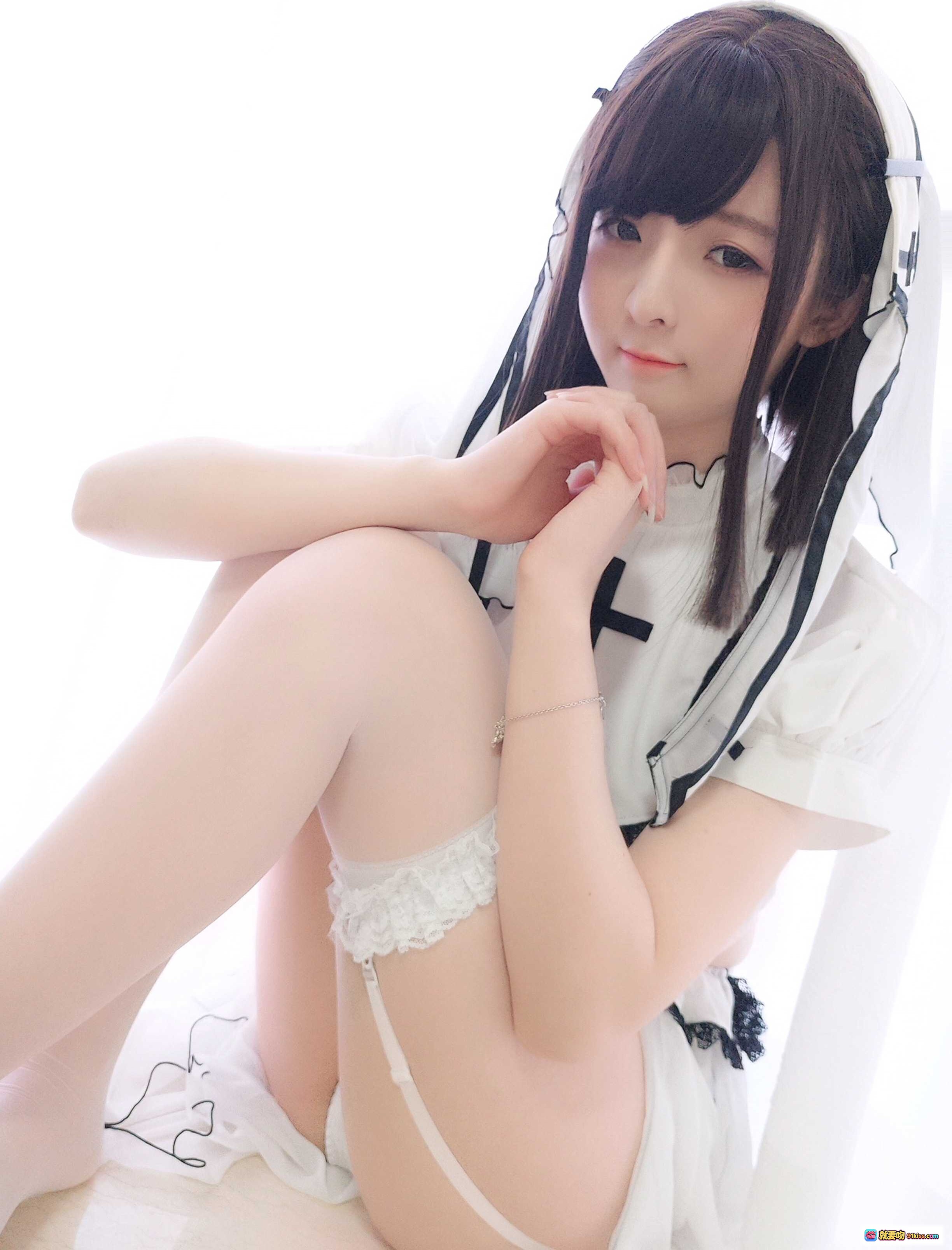 图片[9] - 一小央泽NO.004白修女写真32P高清美图 甜美少女黑边蕾丝十字架修女服 白丝吊带袜纯欲风摄影 - 就要吻