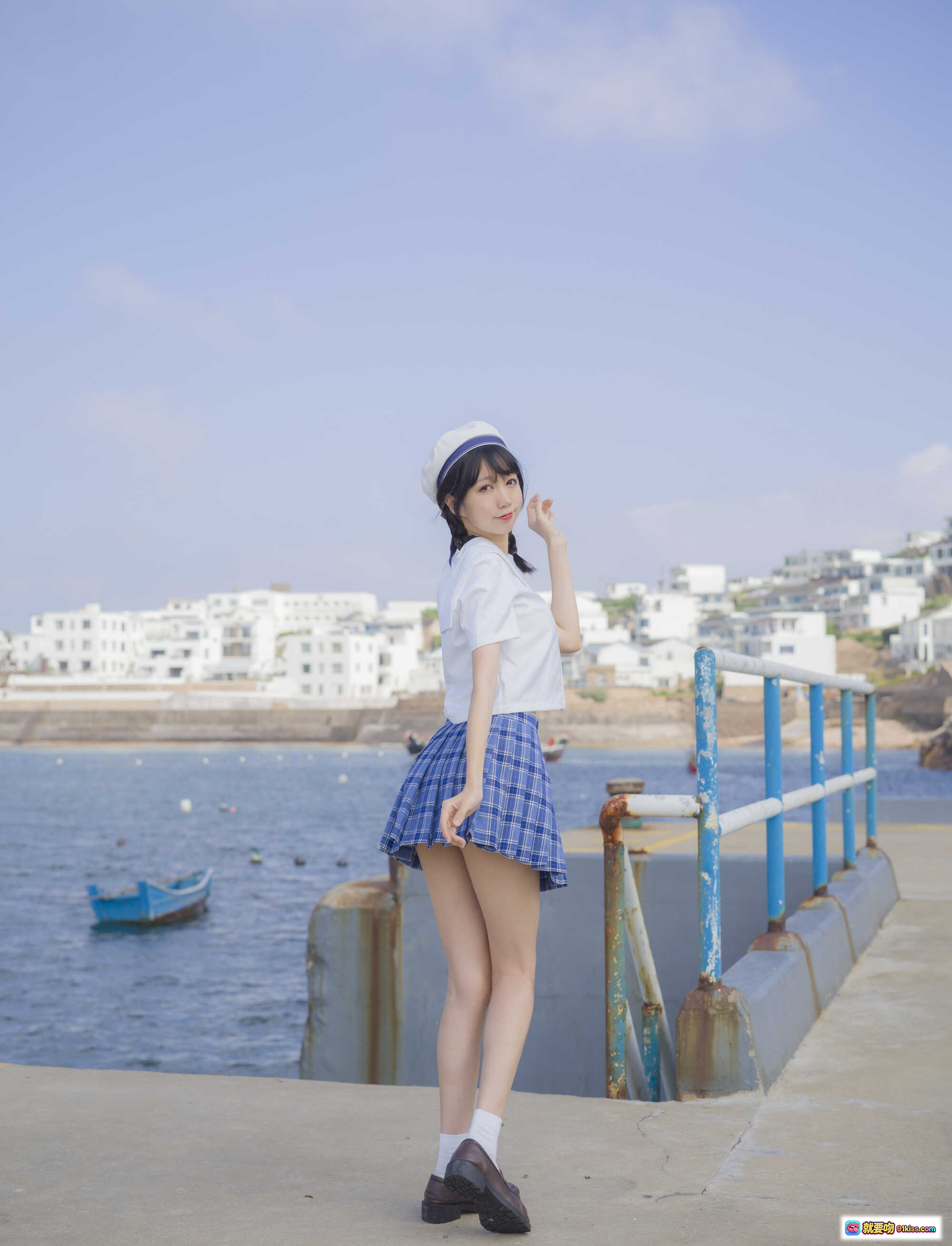 图片[4] - 海风少女写真｜Nagesa魔物喵NO.040｜蓝白校服码头舞姿｜山海背景清新日系风 - 就要吻