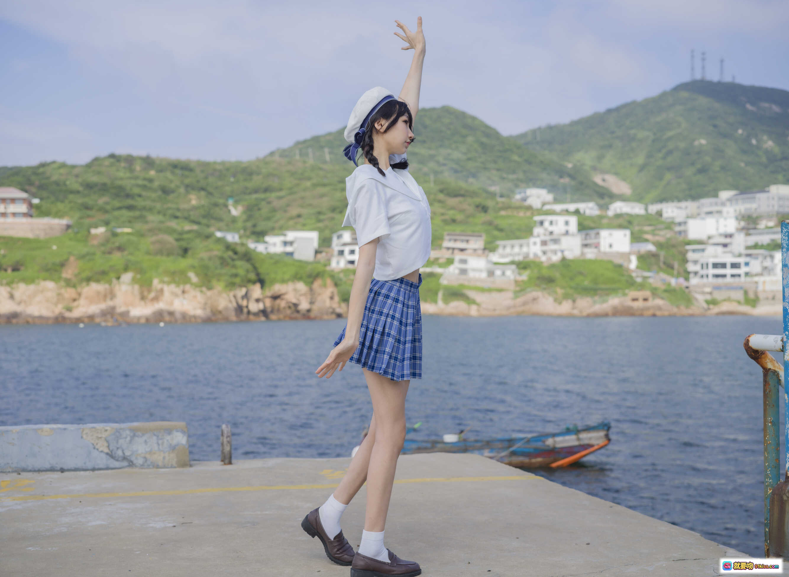 海风少女写真｜Nagesa魔物喵NO.040｜蓝白校服码头舞姿｜山海背景清新日系风 - 就要吻