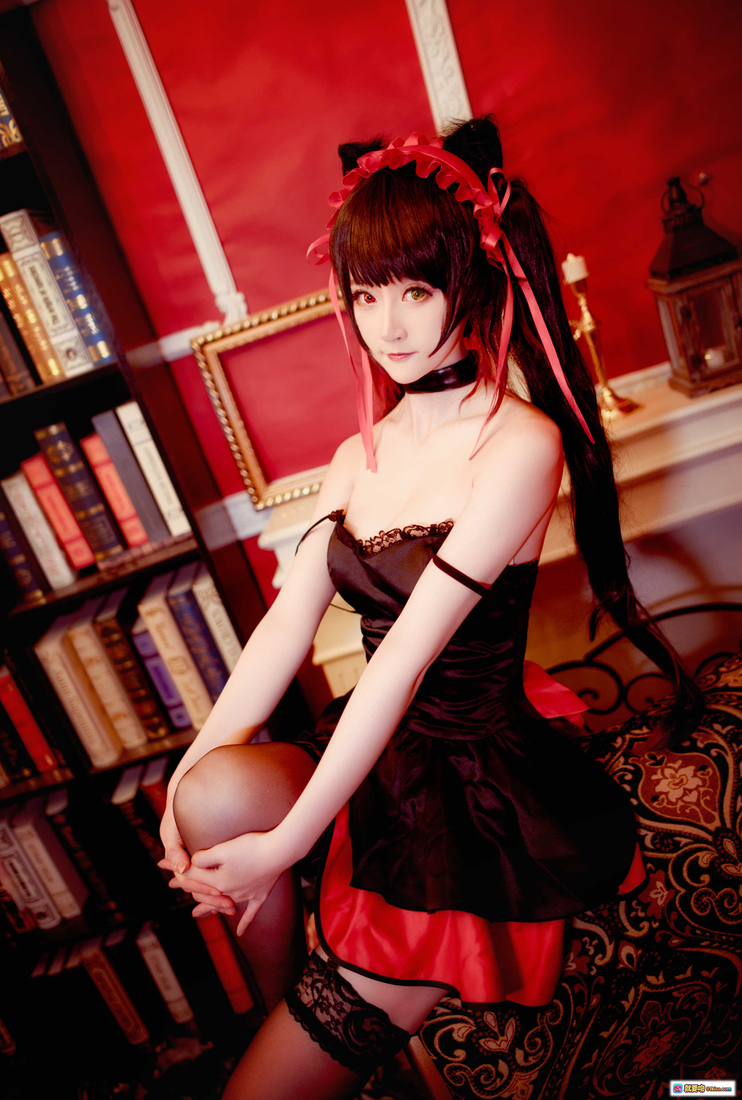 图片[9] - 时崎狂三cosplay黑裙红边造型 金鱼yui NO.012 书房玫瑰地毯写真 11P高清图集 - 就要吻