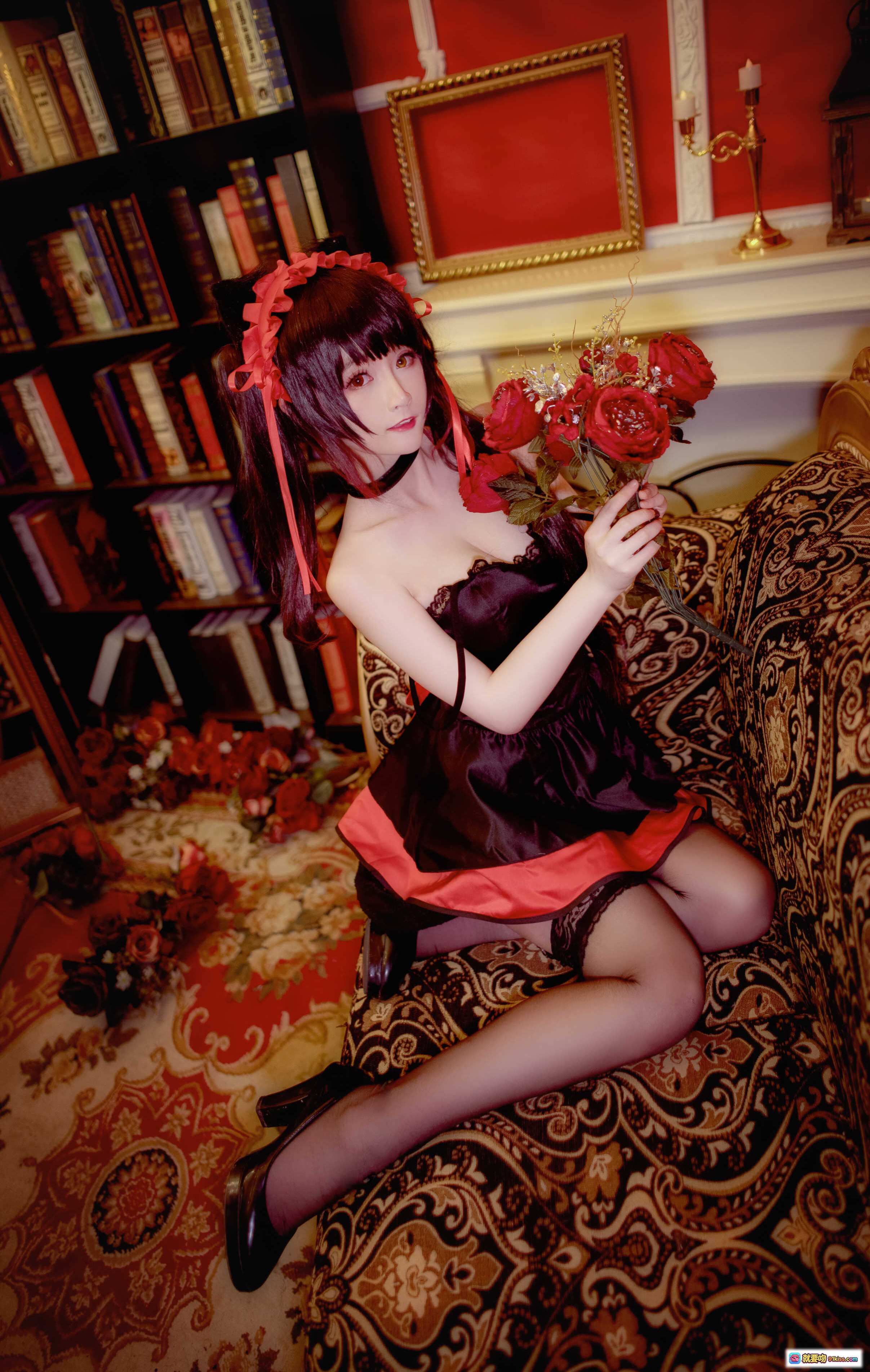 图片[6] - 时崎狂三cosplay黑裙红边造型 金鱼yui NO.012 书房玫瑰地毯写真 11P高清图集 - 就要吻