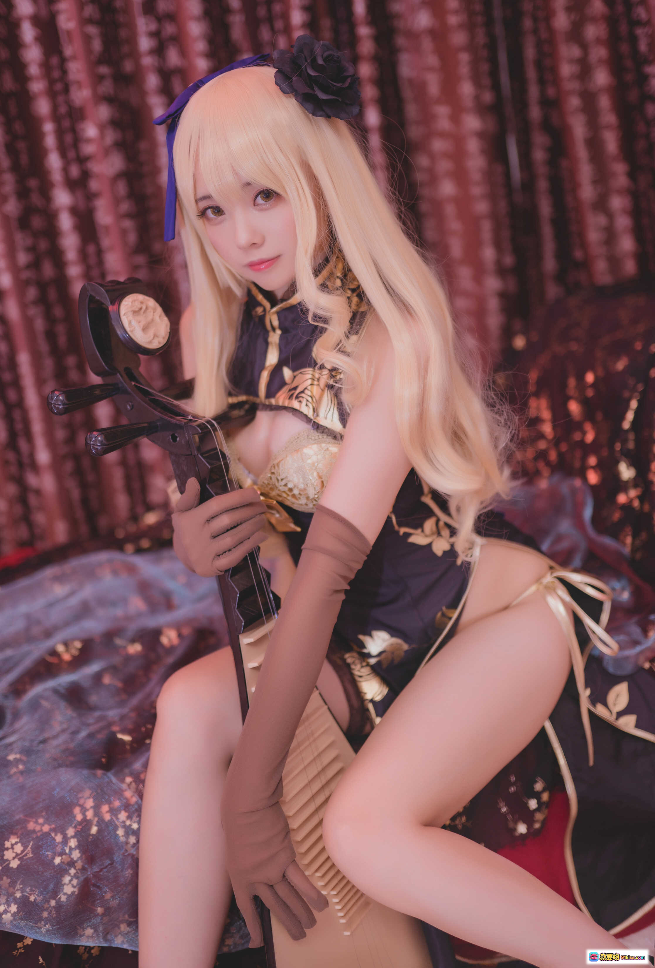 图片[7] - 小野妹子W NO.021金莲旗袍Cosplay写真 11P高清美图 金发蓝饰蕾丝长袜日系和风场景 - 就要吻