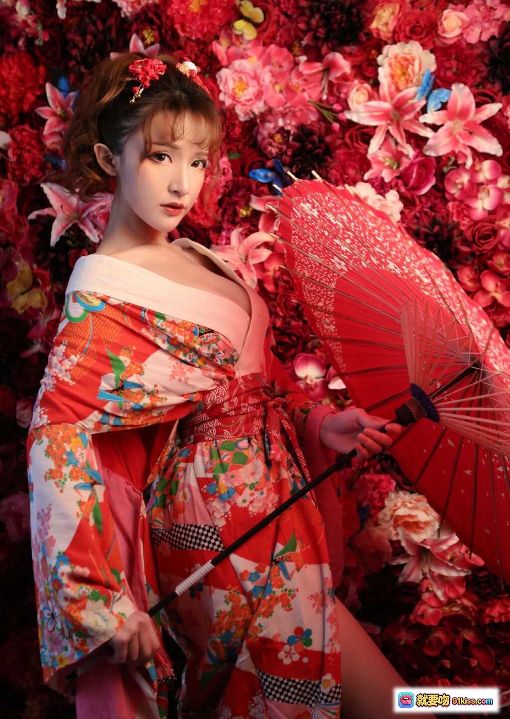 图片[4] - 粉色洛丽塔少女写真｜甜美蕾丝裙+兔耳发饰+复古电话机｜梦幻卧室私房照 - 就要吻