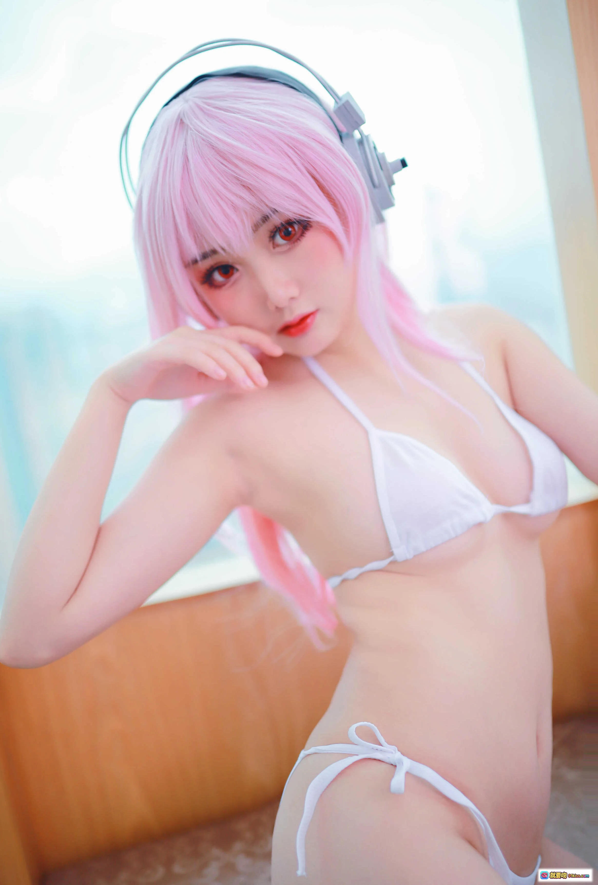 索尼子cos白内衣粉发少女写真 甜美可爱宅系风格 高清29P无视频 - 就要吻