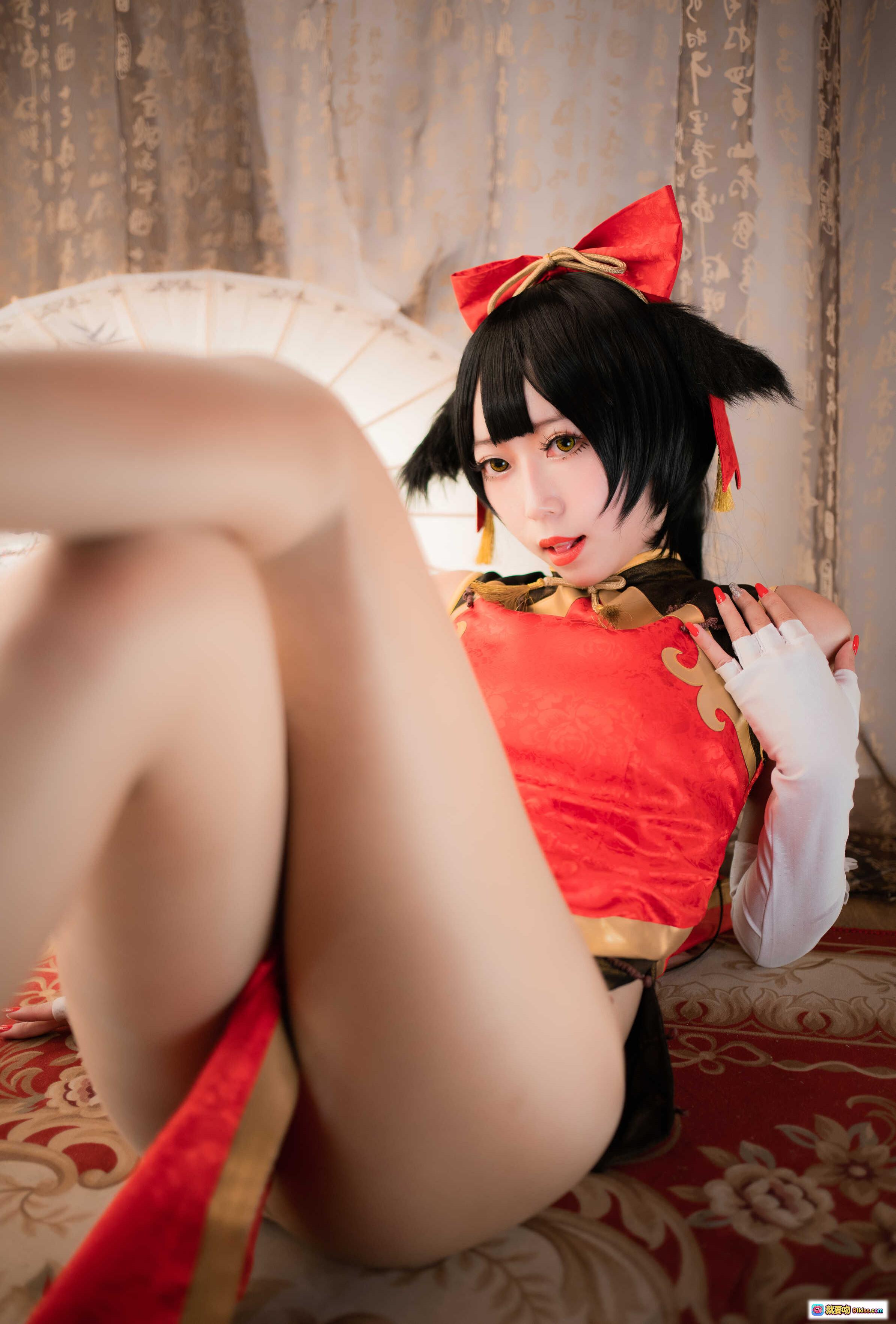 图片[10] - Money冷冷 NO.001 高雄旗袍Cosplay 红色蝴蝶结黑发少女 日式和风场景 旗袍美腿高跟鞋写真 41P高清图集 - 就要吻