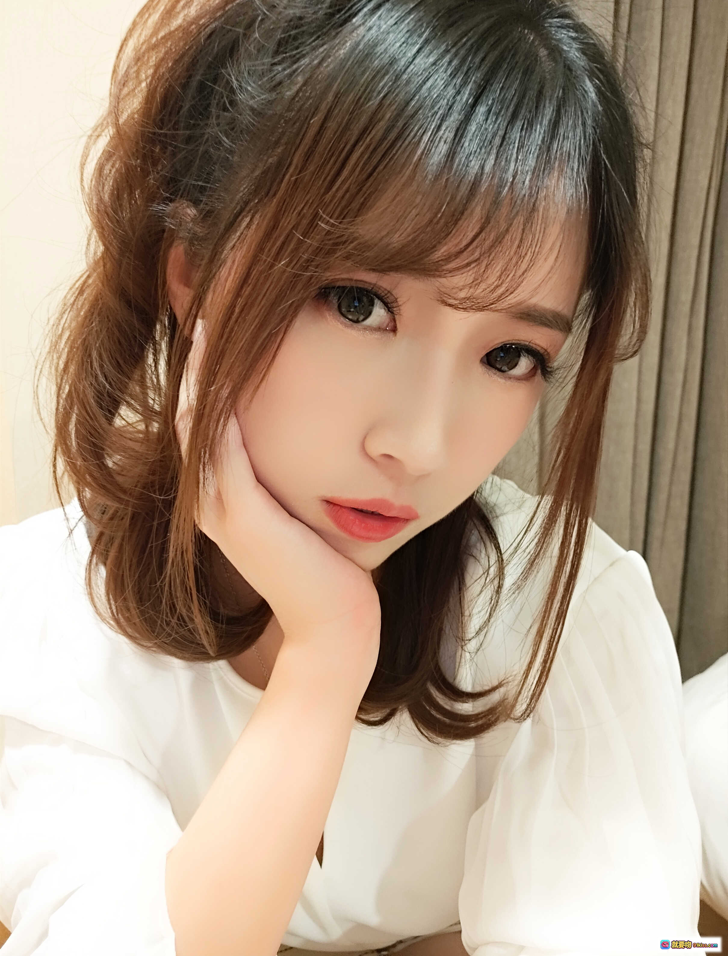 图片[4] - 小女巫露娜NO.001 OL职场白衬衫肉丝美腿高跟鞋写真40P高清图集 - 就要吻