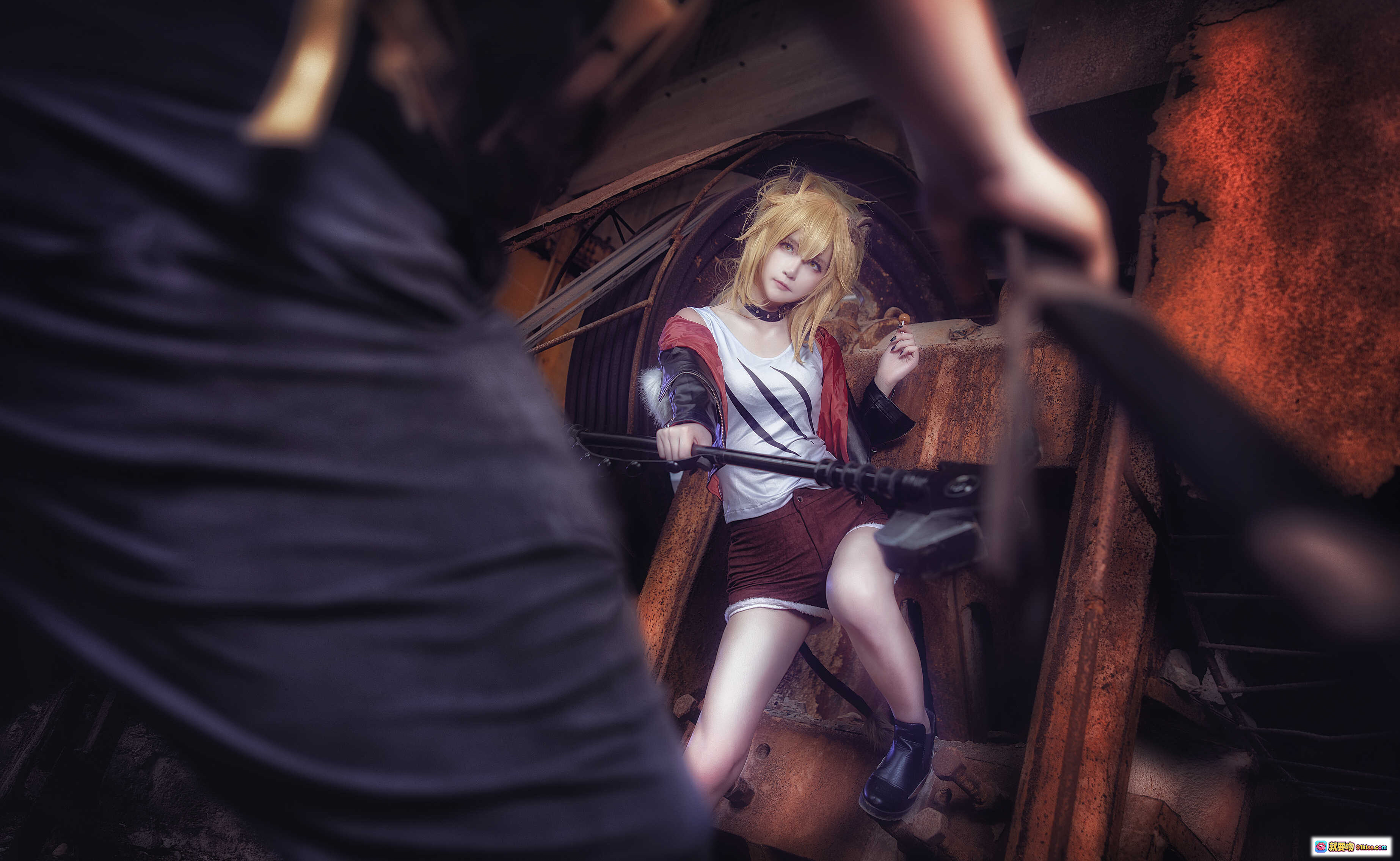 图片[3] - yui金鱼 NO.016 推进之王 Cosplay 精美写真 11P 233MB 工业风废墟场景 金发少女 机甲元素 暗黑系穿搭 高清壁纸级摄影 - 就要吻
