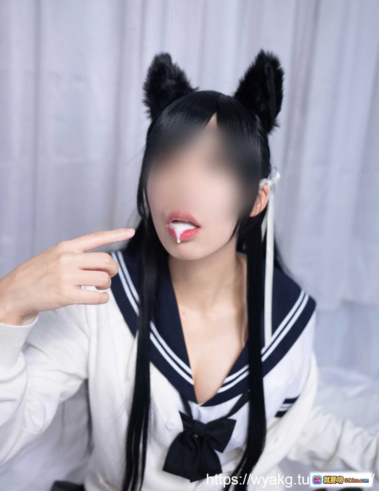 图片[6] - 爱老师汤不热NO.040写真集69P3V22MB高清RAW原图F2.0大光圈ISO3200夜拍实拍8:13PM校园风红领结黑丝美腿 - 就要吻