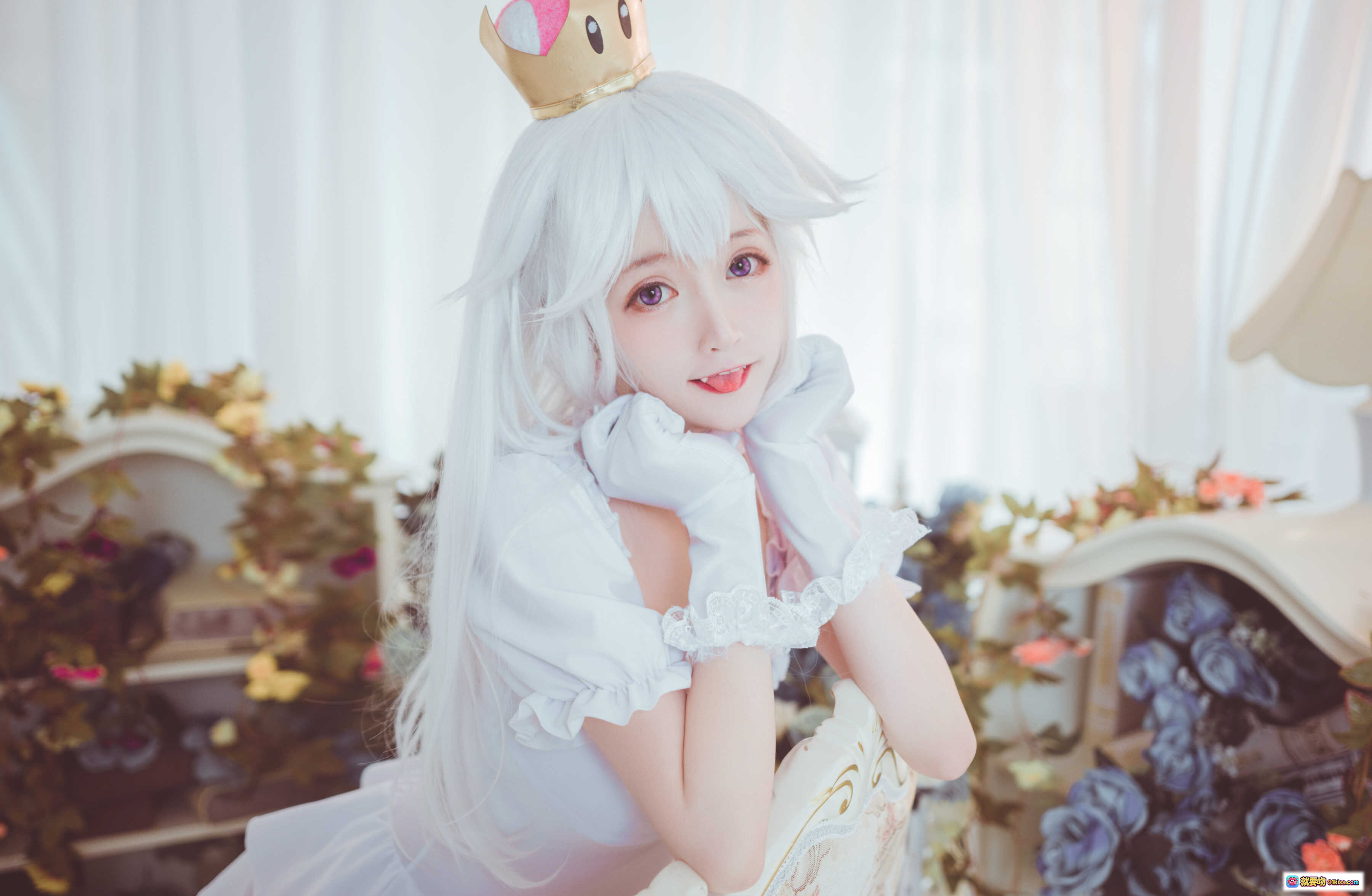 图片[9] - yui金鱼NO.018幽灵姬cosplay写真｜白色长发+皇冠+蕾丝裙+手套+甜美少女风高清图集 - 就要吻