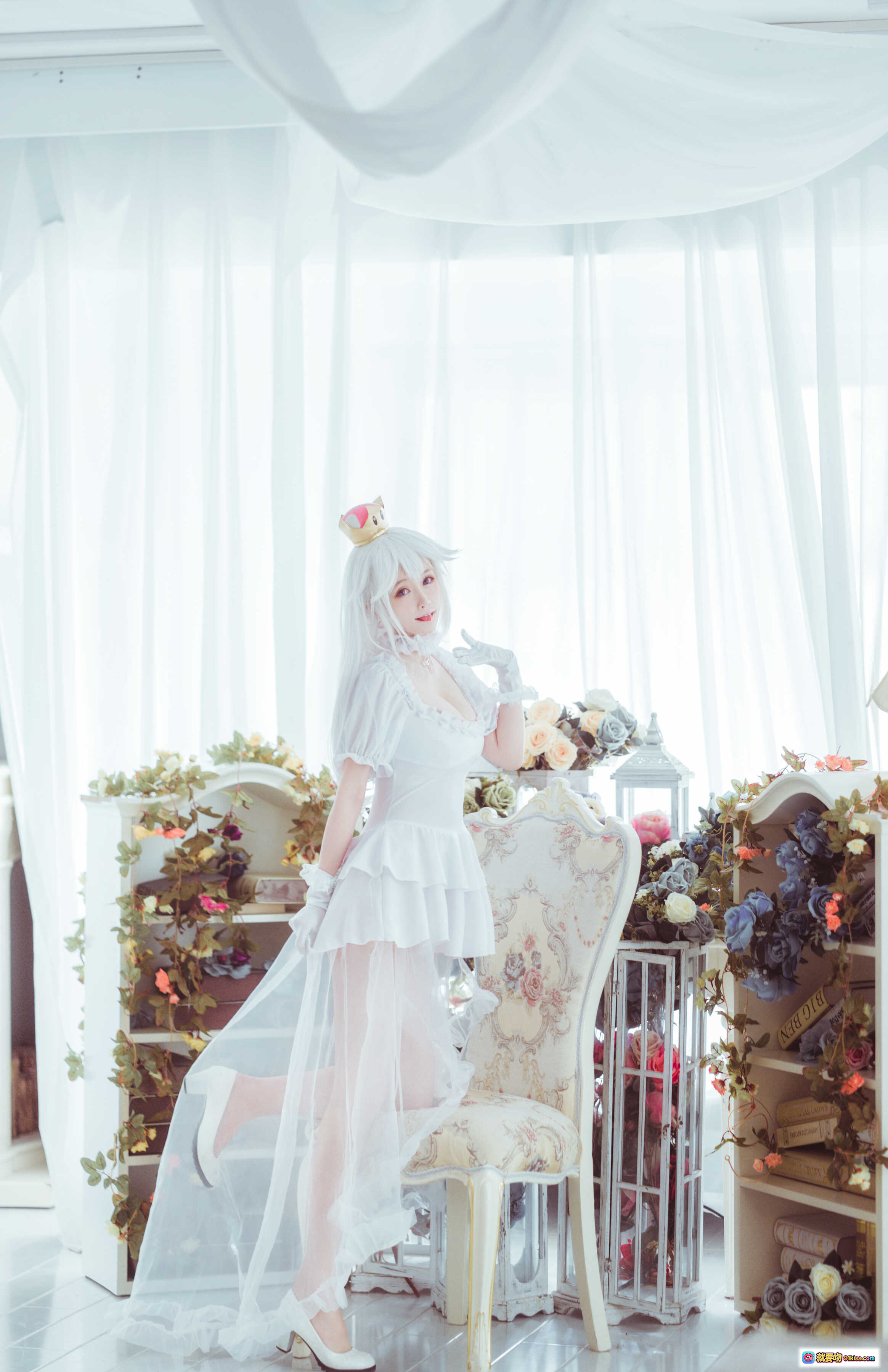 图片[5] - yui金鱼NO.018幽灵姬cosplay写真｜白色长发+皇冠+蕾丝裙+手套+甜美少女风高清图集 - 就要吻