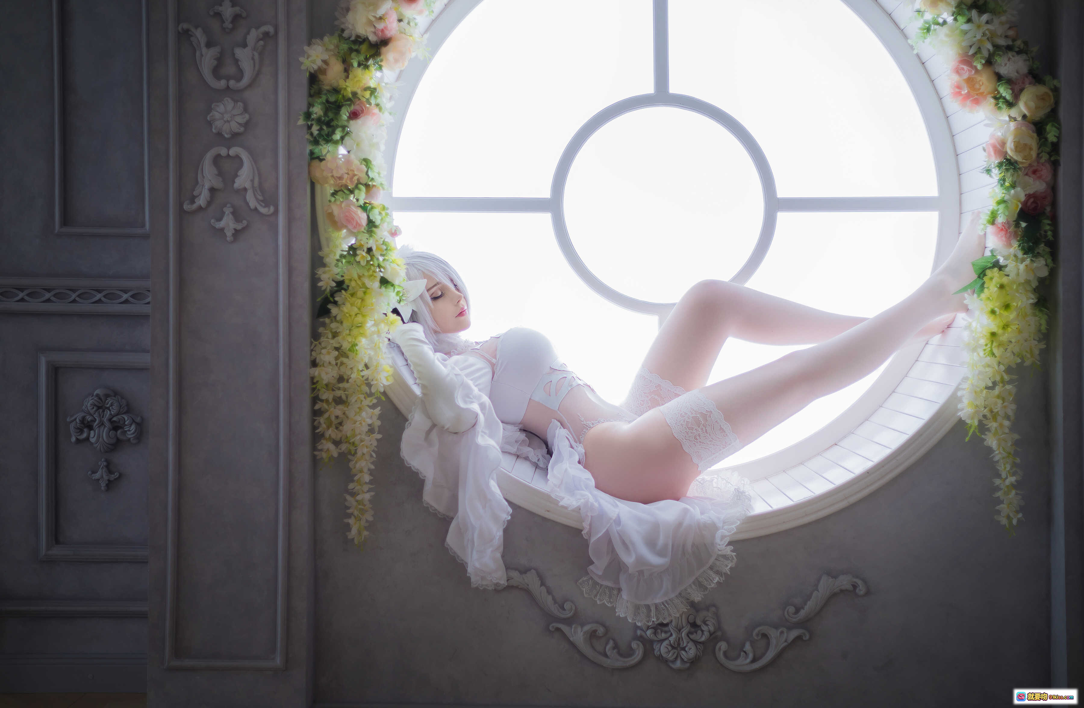 Sayathefox NO.002 2B 美女写真集 38P 396MB 圆窗花环 白色蕾丝 欧式古典 高清摄影 优雅性感 唯美艺术照 - 就要吻