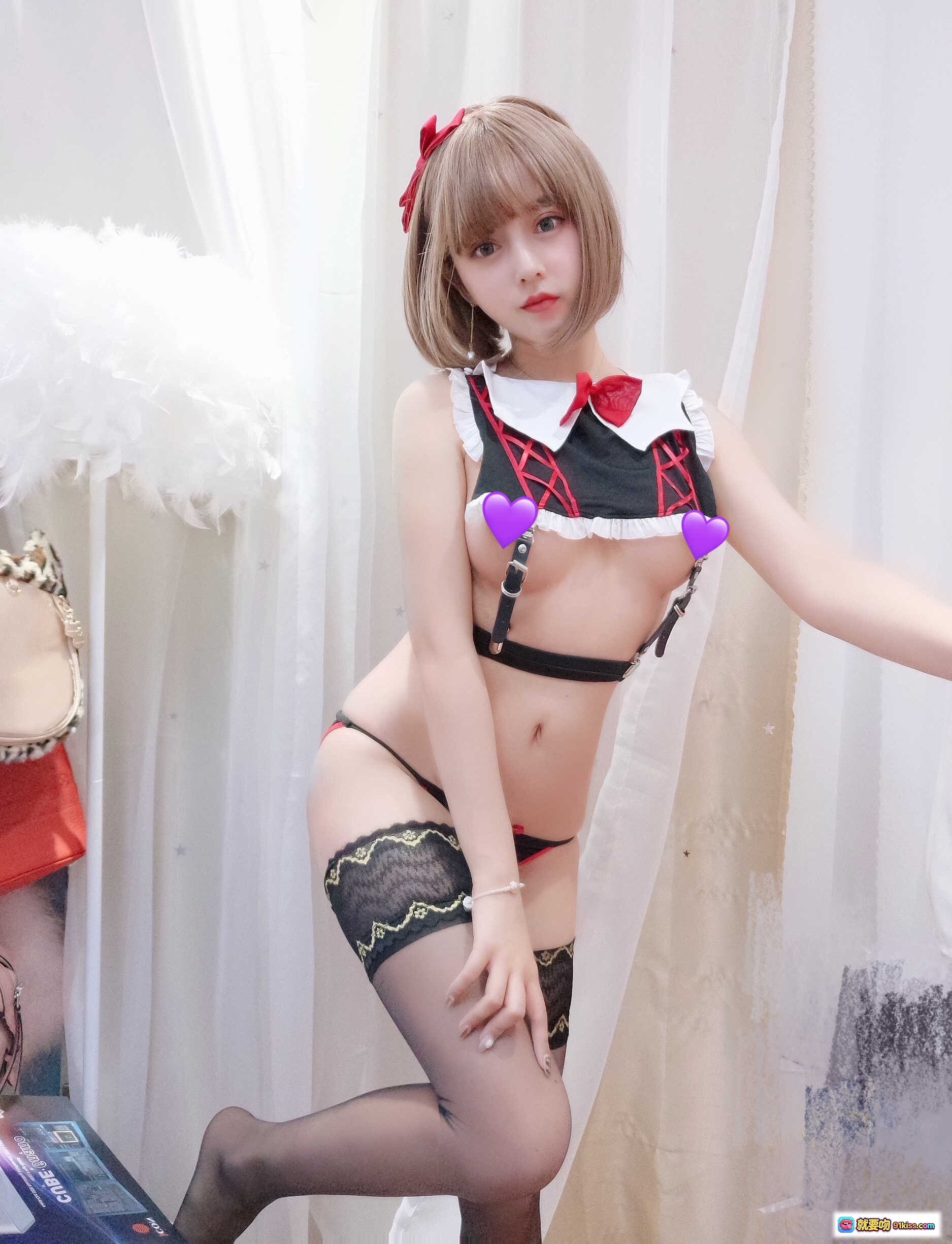 图片[2] - 过期米线线喵017马戏团写真 – 甜美少女黑丝吊带蕾丝内衣粉心毯蓝帘背景22P52M - 就要吻