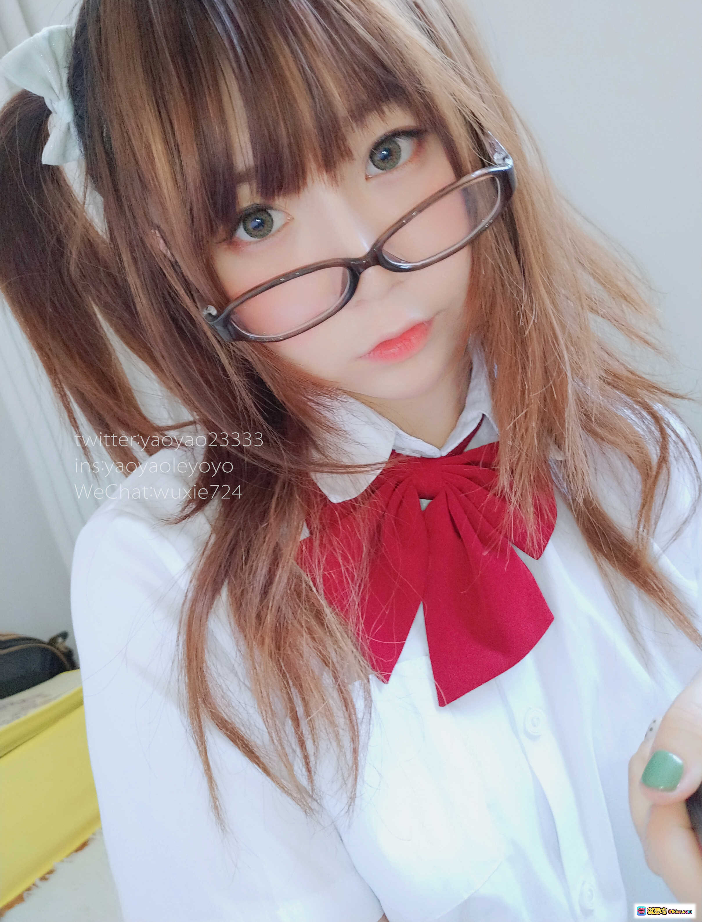 图片[2] - 摇摇乐yoyo NO.007 清纯小学妹写真 65P 484MB 双马尾眼镜少女 白衬衫红领结 日系甜美风 - 就要吻