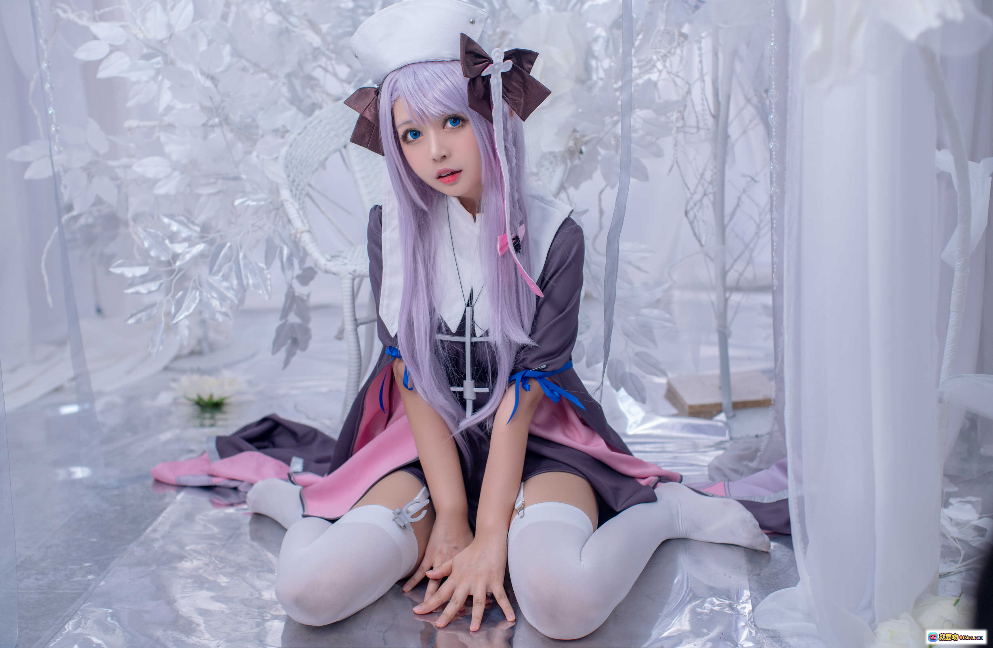 黑猫猫OvO NO.020 女灶神Cosplay 紫发少女 白色长袜 甜美洛丽塔风 14P高清图集 - 就要吻