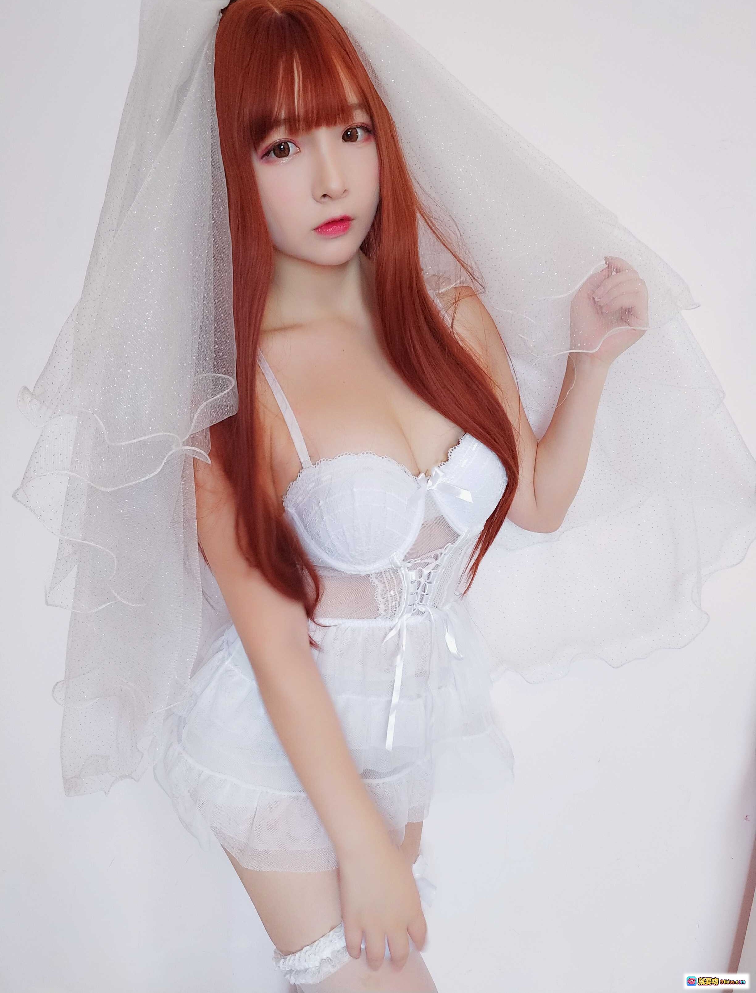 图片[6] - 古川NO.005芭蕾睡衣写真 白色婚纱头纱蕾丝内衣性感少女风 红发美女居家私房照 - 就要吻