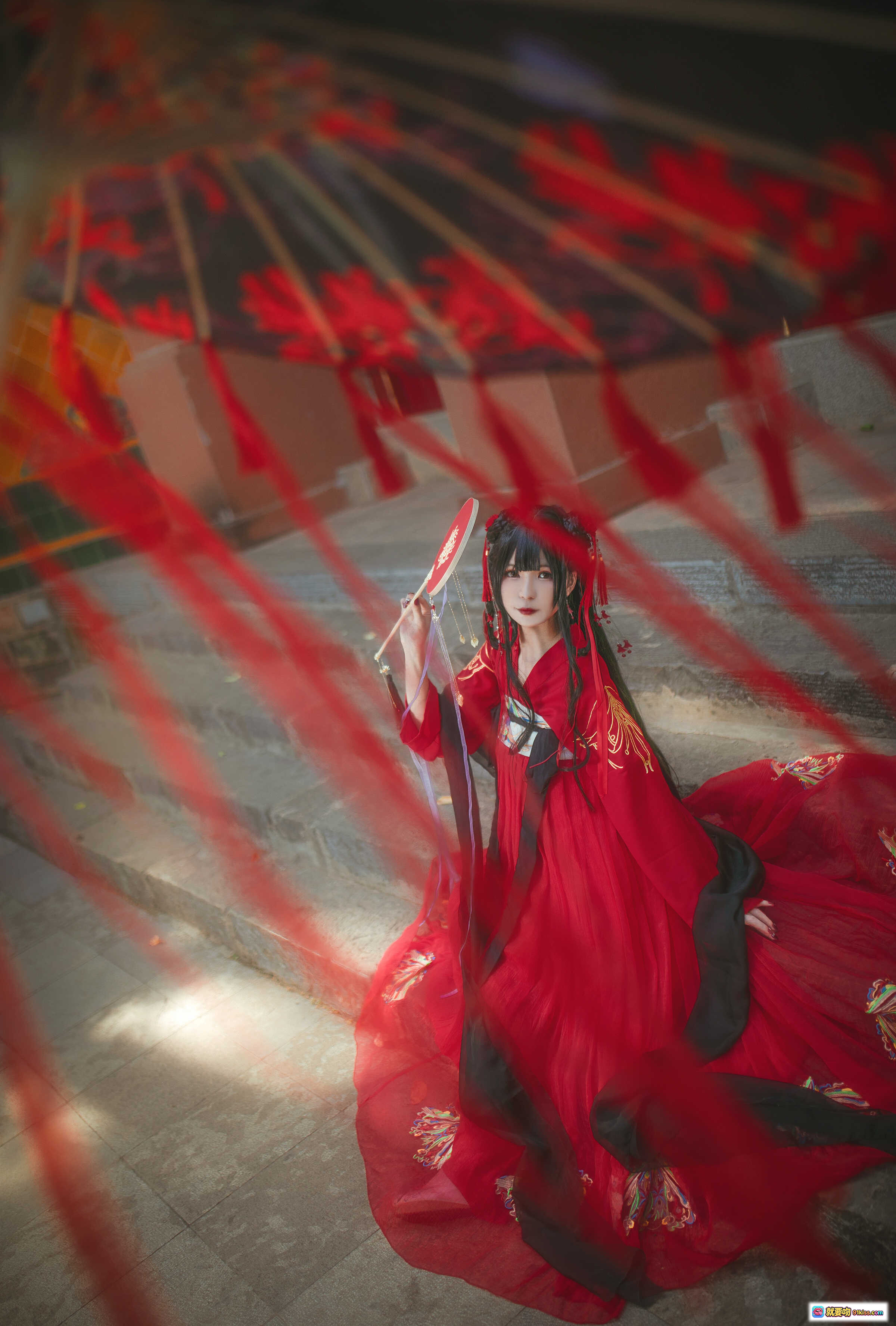 图片[3] - 北之北VOL.09汉服写真｜红黑古风cosplay美女撑伞庭院唯美摄影9P64MB - 就要吻