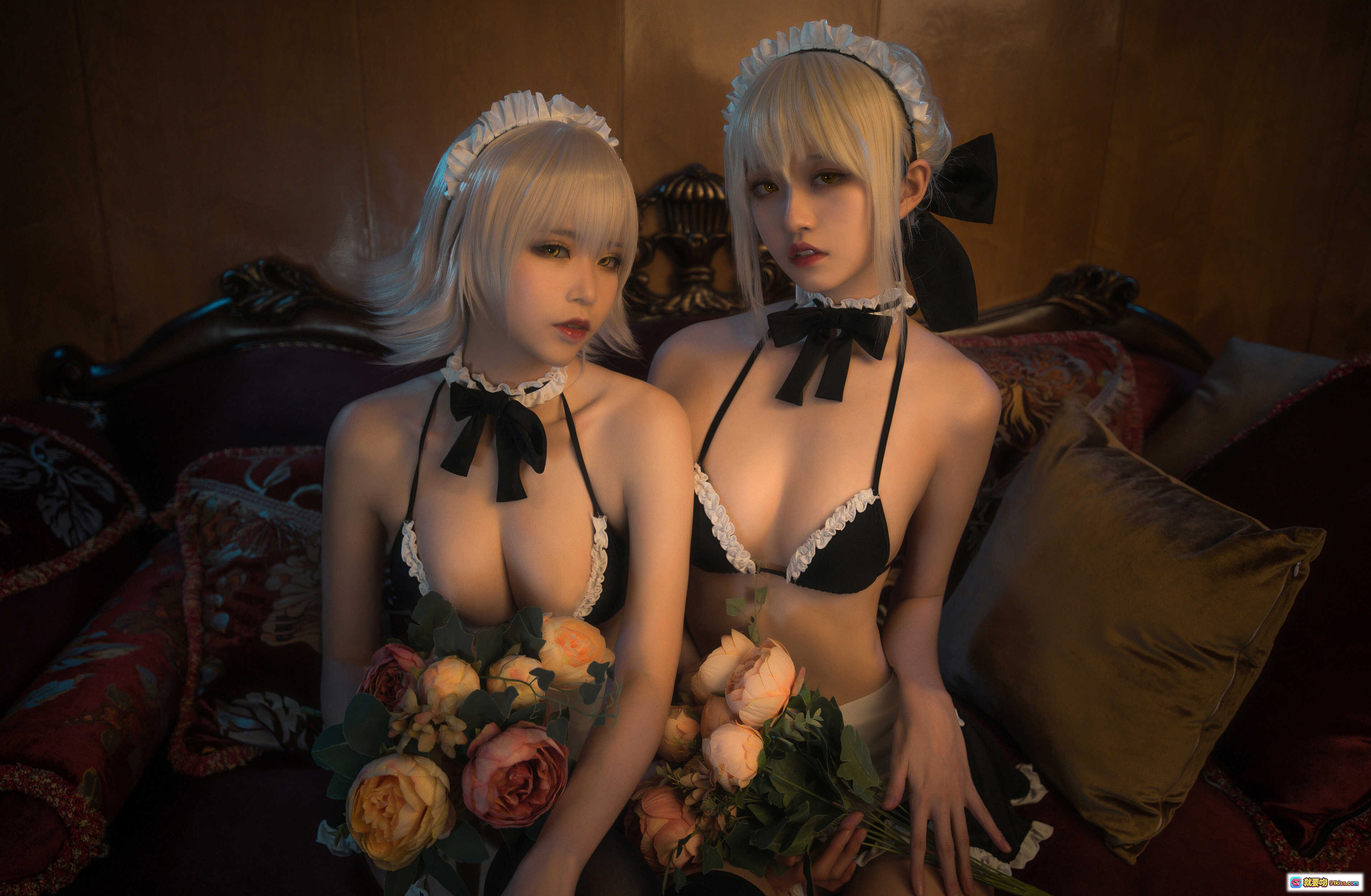 黑贞黑呆爱老师桔梗双人女仆装写真 26P高清美图 优雅花束复古沙发场景 - 就要吻