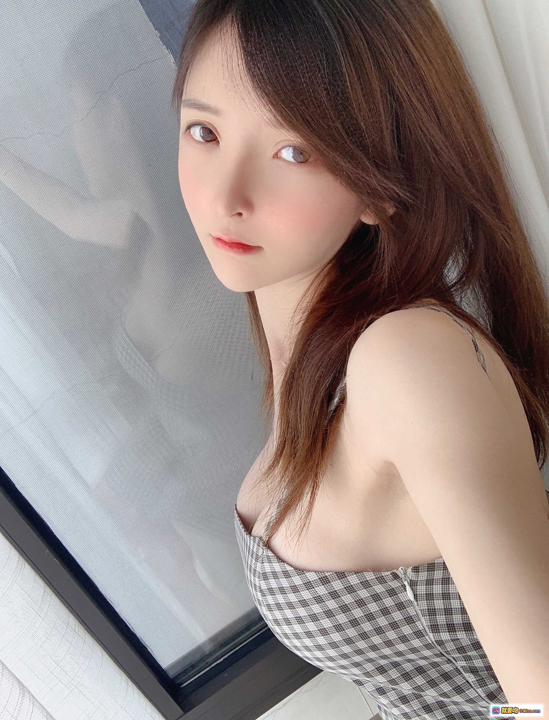 图片[9] - 一小央泽NO.050 泽鸽的爱 格子吊带 温柔长发 黑珠手链 自拍美照 16P2V 65MB - 就要吻