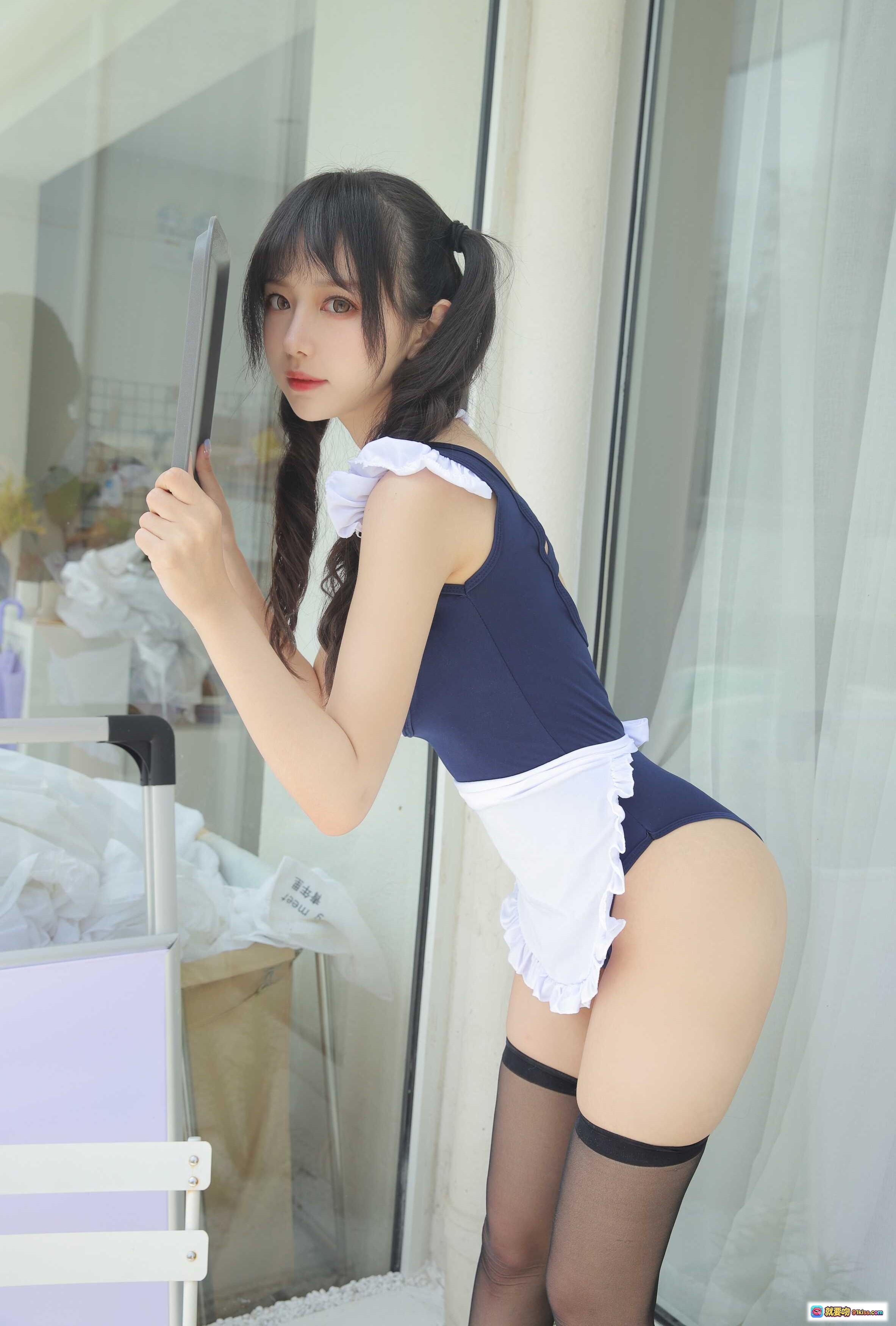 图片[3] - Shika小鹿鹿NO.063双马尾日电子版写真 10P32MB 白色女仆装托盘水杯清新室内摄影 - 就要吻