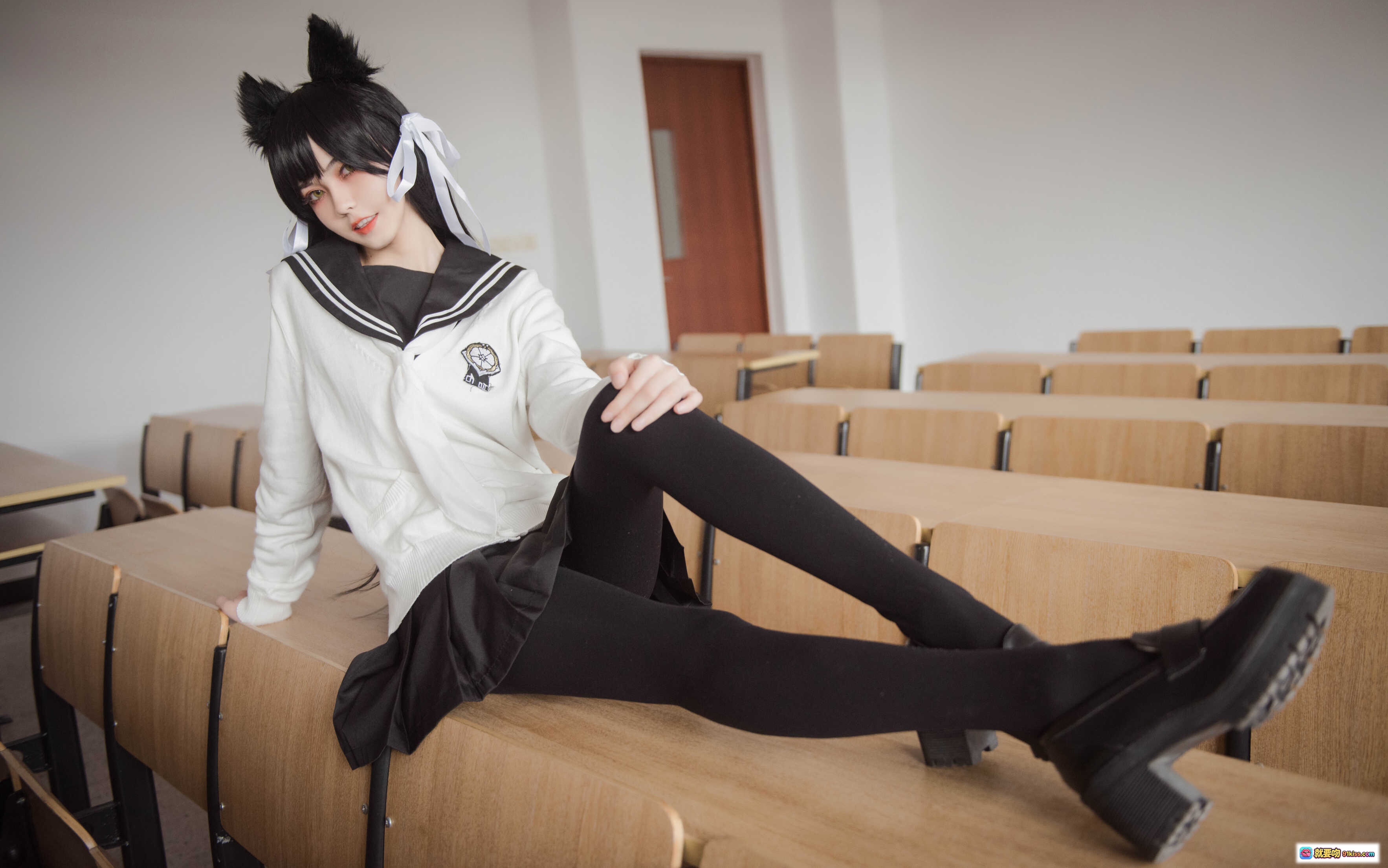 图片[10] - 爱宕制服cosplay写真 | 黑丝美腿教室场景 | 你的负卿NO.003高清图集 - 就要吻