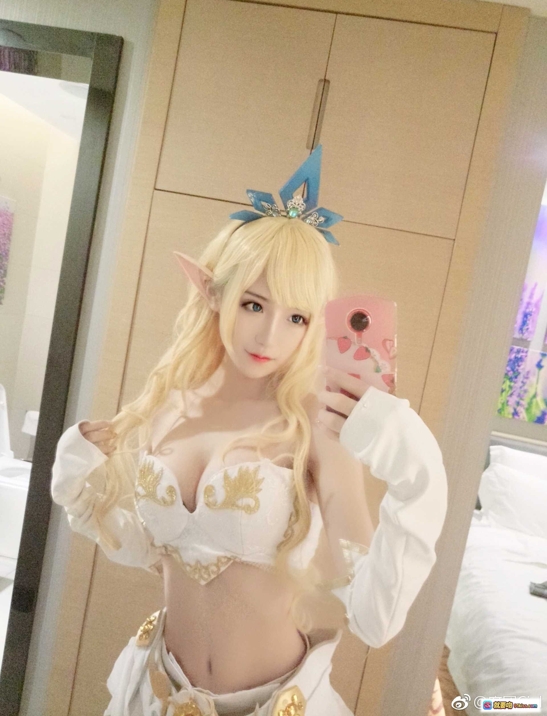 图片[7] - 腐团儿cos英雄联盟风女LOL角色扮演白色长裙高跟鞋美腿写真 - 就要吻