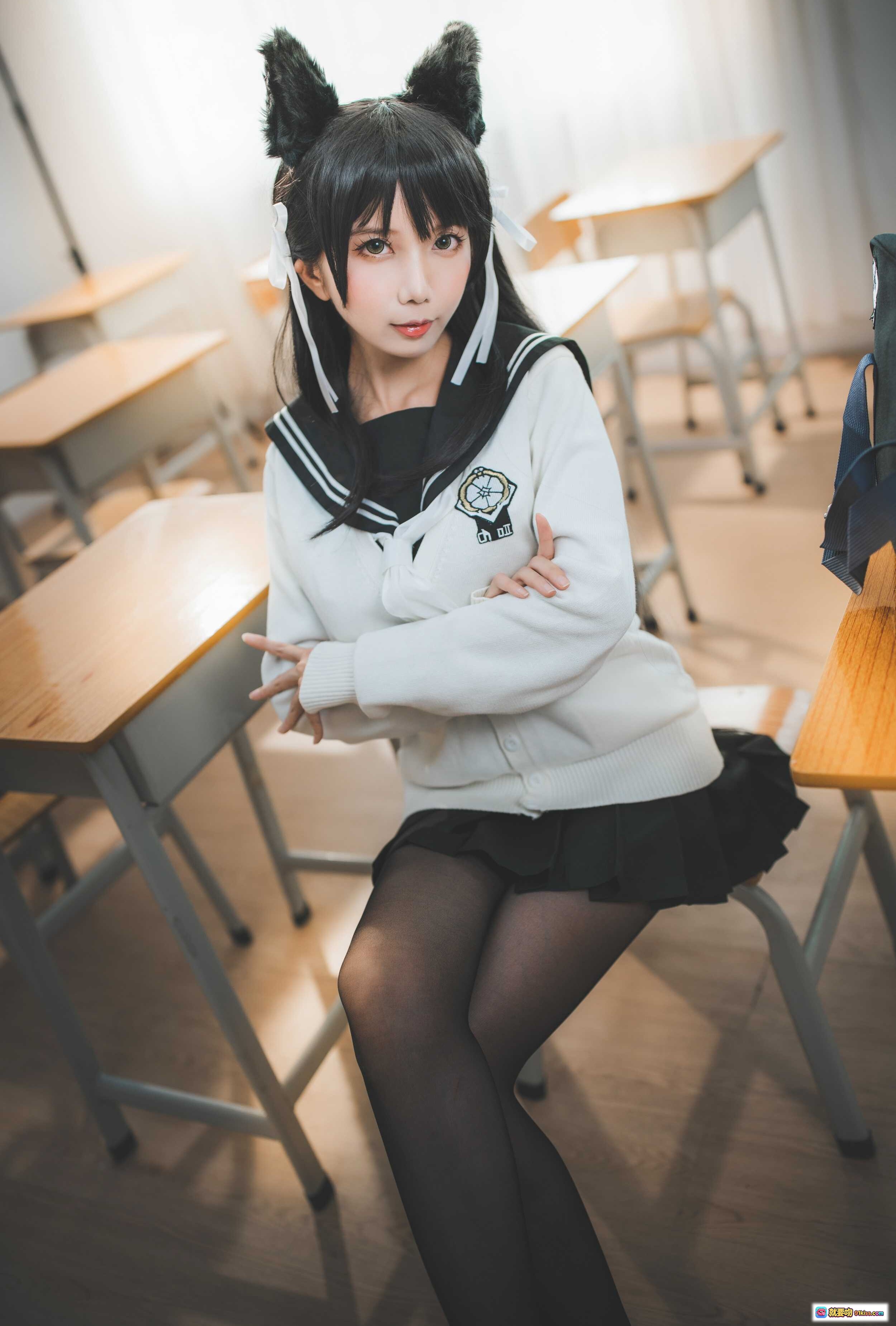 图片[7] - 迷失人形NO.008犬学院幻想曲 黑色水手服短裙侧身特写 优雅腰线 日系校园风写真 23P高清图集 - 就要吻