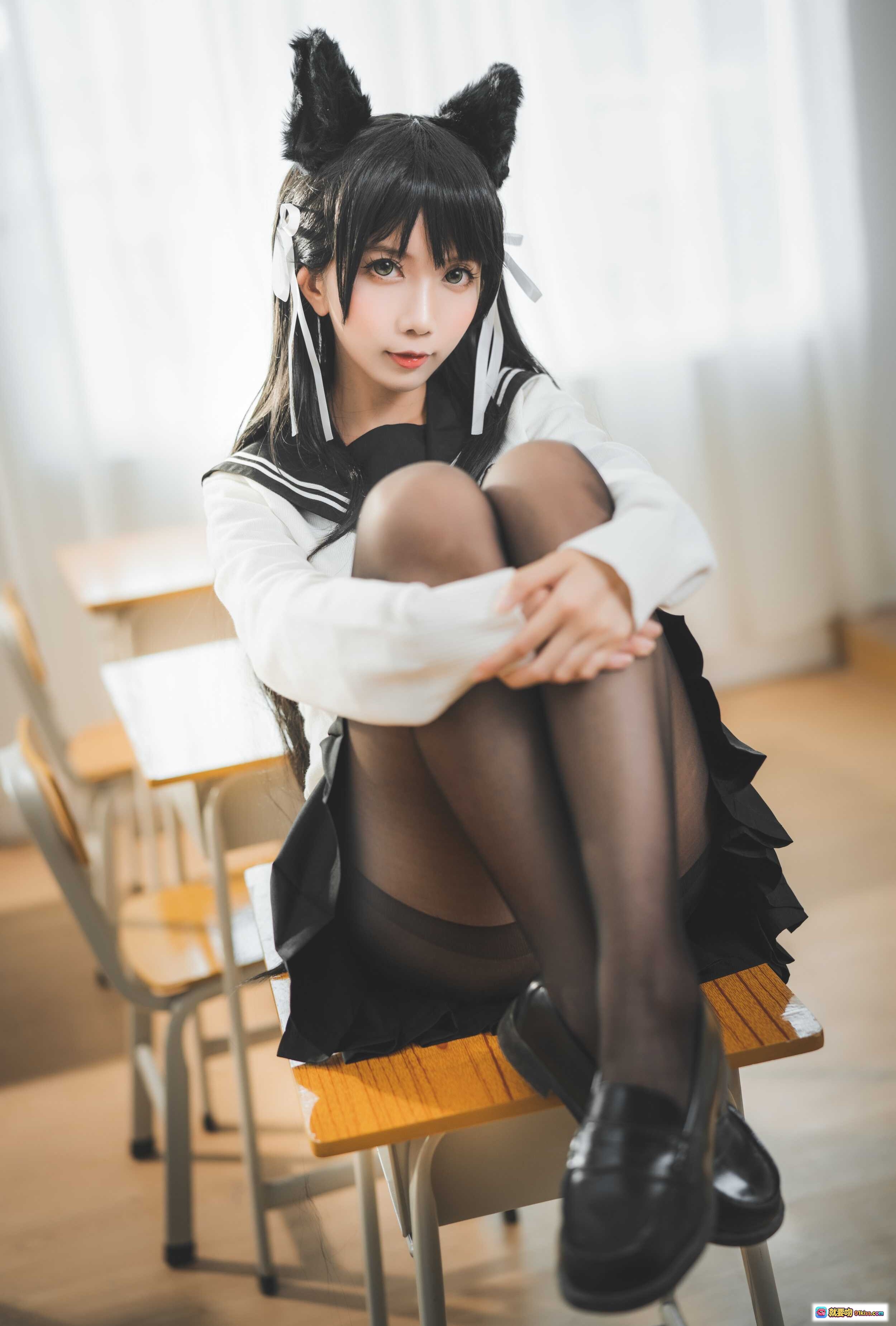 图片[6] - 迷失人形NO.008犬学院幻想曲 黑色水手服短裙侧身特写 优雅腰线 日系校园风写真 23P高清图集 - 就要吻