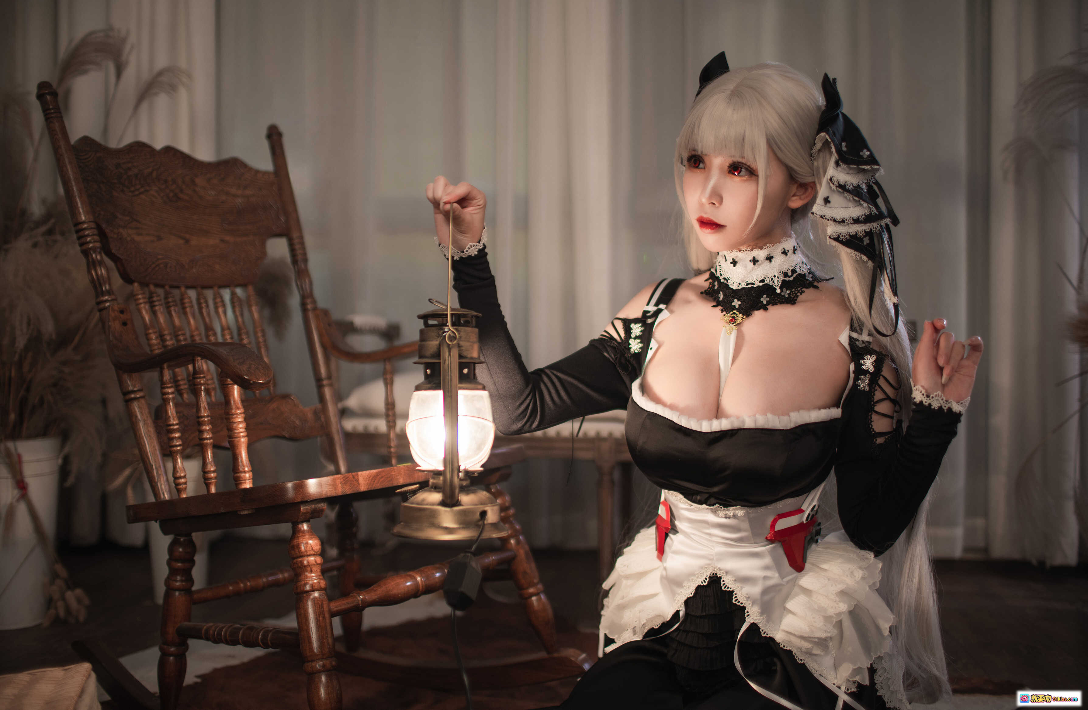 图片[5] - 爱老师可畏写真集NO.009 黑白洛丽塔女仆装 金发双马尾 优雅跪姿 室内复古风 20P高清图集 - 就要吻