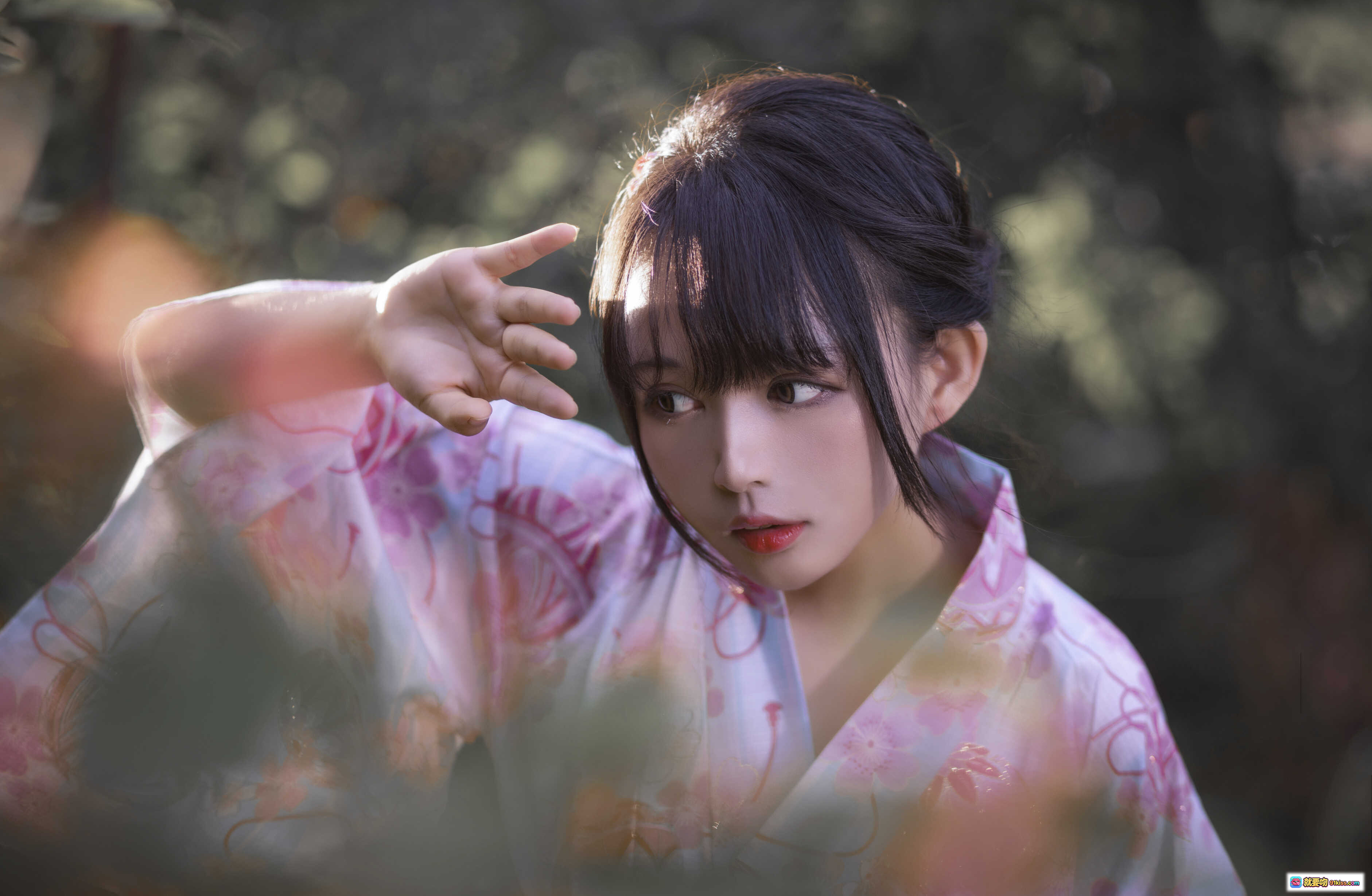 图片[5] - 黑猫猫OvO NO.005 和服超进化写真 | 粉白樱花和服少女木桥蹲姿日系风摄影 [14P-163M] - 就要吻