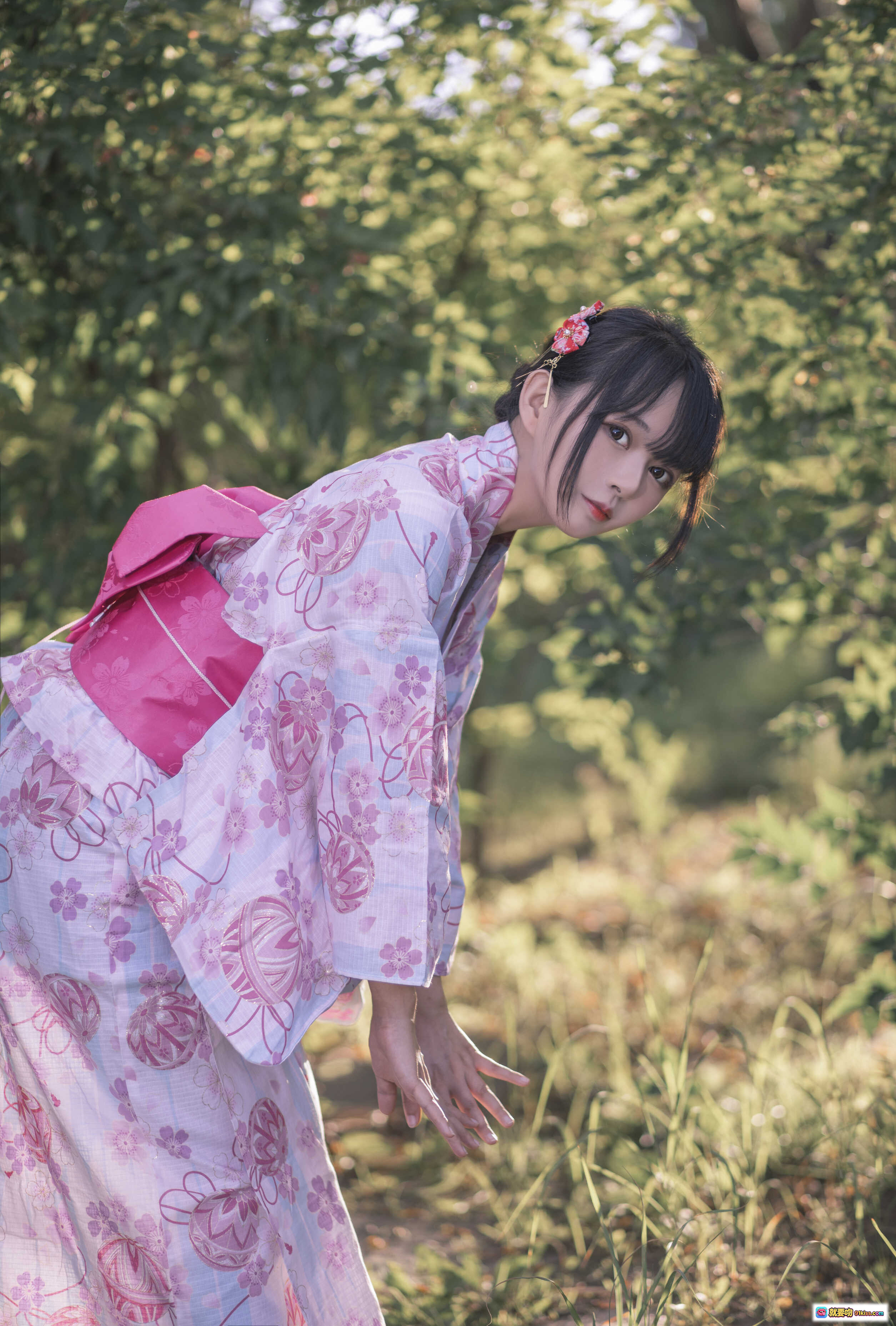 图片[7] - 黑猫猫OvO NO.005 和服超进化写真 | 粉白樱花和服少女木桥蹲姿日系风摄影 [14P-163M] - 就要吻